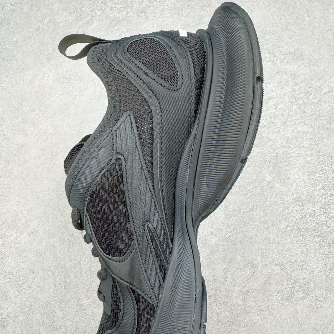 图片[7]-＃绿X BALENCIAGA CIRCUIT 巴黎世家圆头系带LOGO印花低帮老爹鞋 全套原纸板楦头开发 最原汁原味的灵魂版型 全鞋荧光划线卡点 胶水把控整洁度追求极致完美 每一双都是工艺品 多重QC质检 超越公司货的品控标准 实实在在的免检产品 原盒原配 正确字体电绣 粗细、位置、大小正确 侧边TPU 透气孔匹配意产原版 正确分离大底 TPU软底 原版一致大底LOGO 立体感十足 原厂皮料水洗做旧 采购原厂网纱 偏大一码 尺码：35 36 37 38 39 40 41 42 43 44 45 46-选品中心