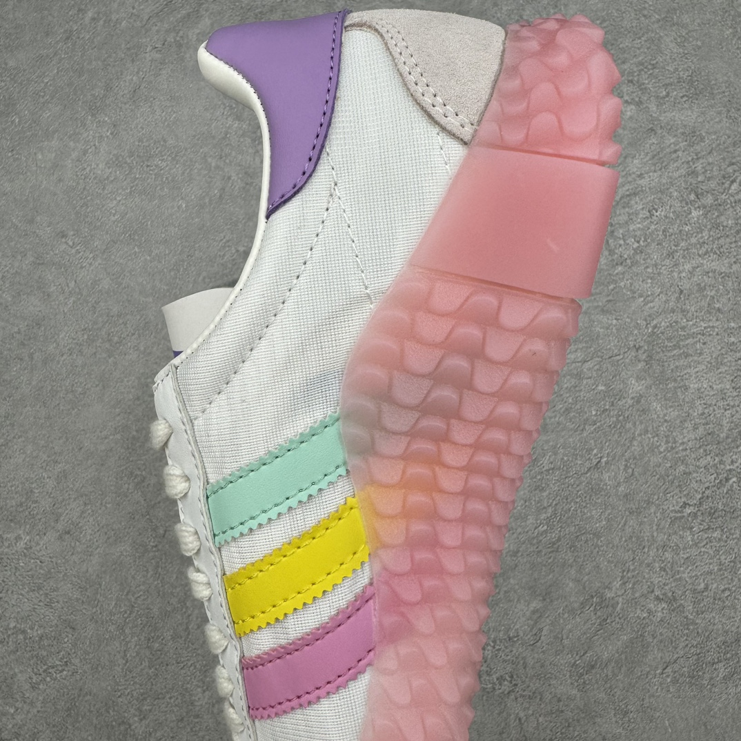 图片[7]-＃纯原 AD Originals Country x Kamanda卡曼达混合系列章鱼卷底复古锯齿休闲运动训练慢跑鞋 货号：EE5668 今年推出的全新鞋型 Kamanda，由于其夸张独特的外底，被玩家们称为“鱿鱼卷”，关注度一直颇高。将经典跑鞋 Country 的鞋面移植到 Kamanda 外底上 鞋面使用轻薄的尼龙布搭配皮革打造，以白色搭配绿色点缀，无论用料质感还是配色都极具复古气息。外底为 Kamanda 标志性的上翻设计，造型前卫，与复古风鞋面形成鲜明反差。尺码：36 36.5 37.5 38 38.5 39 40 40.5 41 42 42.5 43 44 44.5 45-选品中心