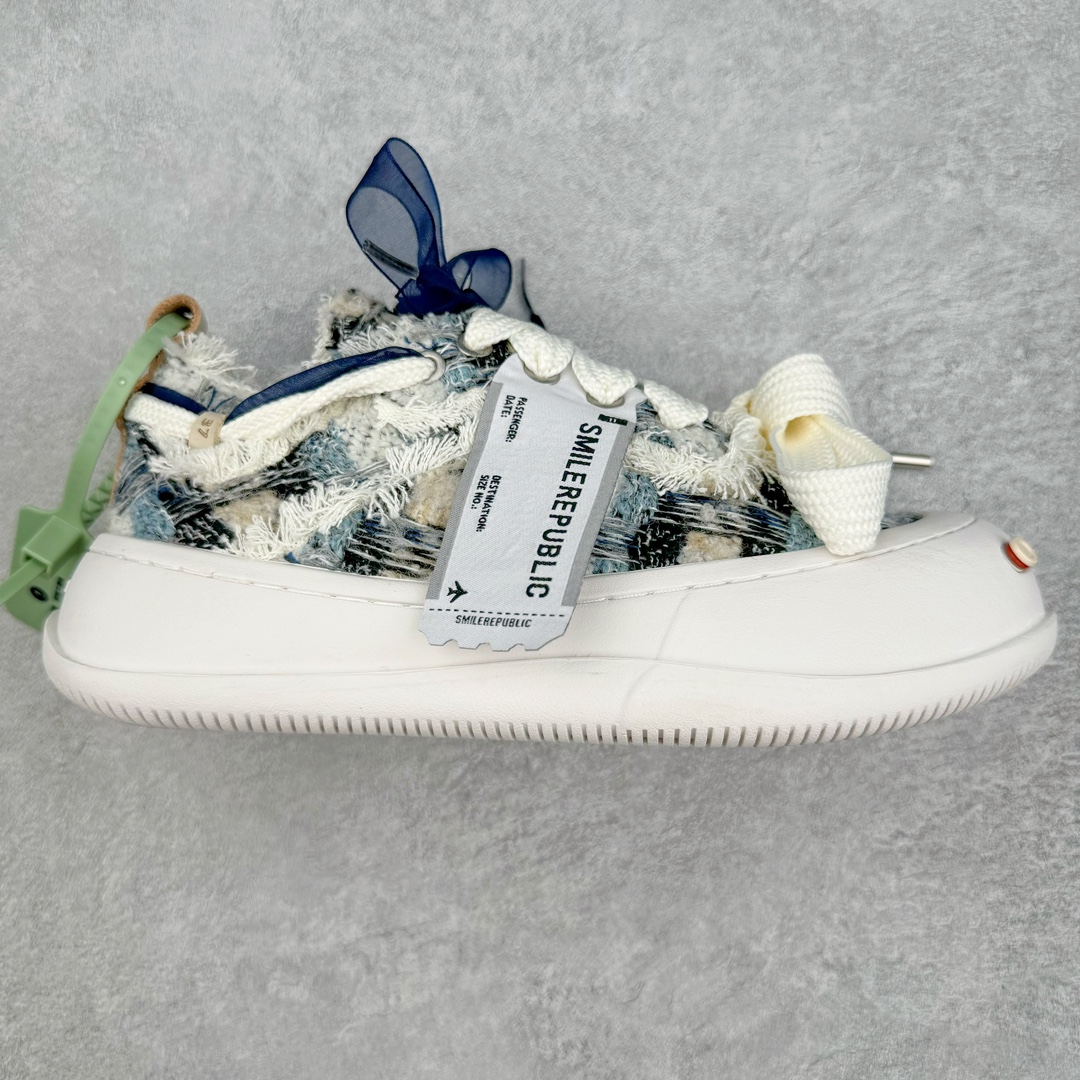 图片[8]-＃纯原福利 SMILEREPUBLIC 檀健次主理品牌 2024新款 众多明星上脚同款厚底开口笑帆布鞋 市售最高品质 得物毒盒最新版本 纯原一致 细节 品质 欢迎对比 市售唯一原厂渠道材料打造 该系列以“SMILE”为灵感来源 捕捉潮流 主打柔软的帆布设计 ms有裁切的羊毛流苏与独特编织技艺HZ 黑色35-45 白色35-45 其他35-40-选品中心