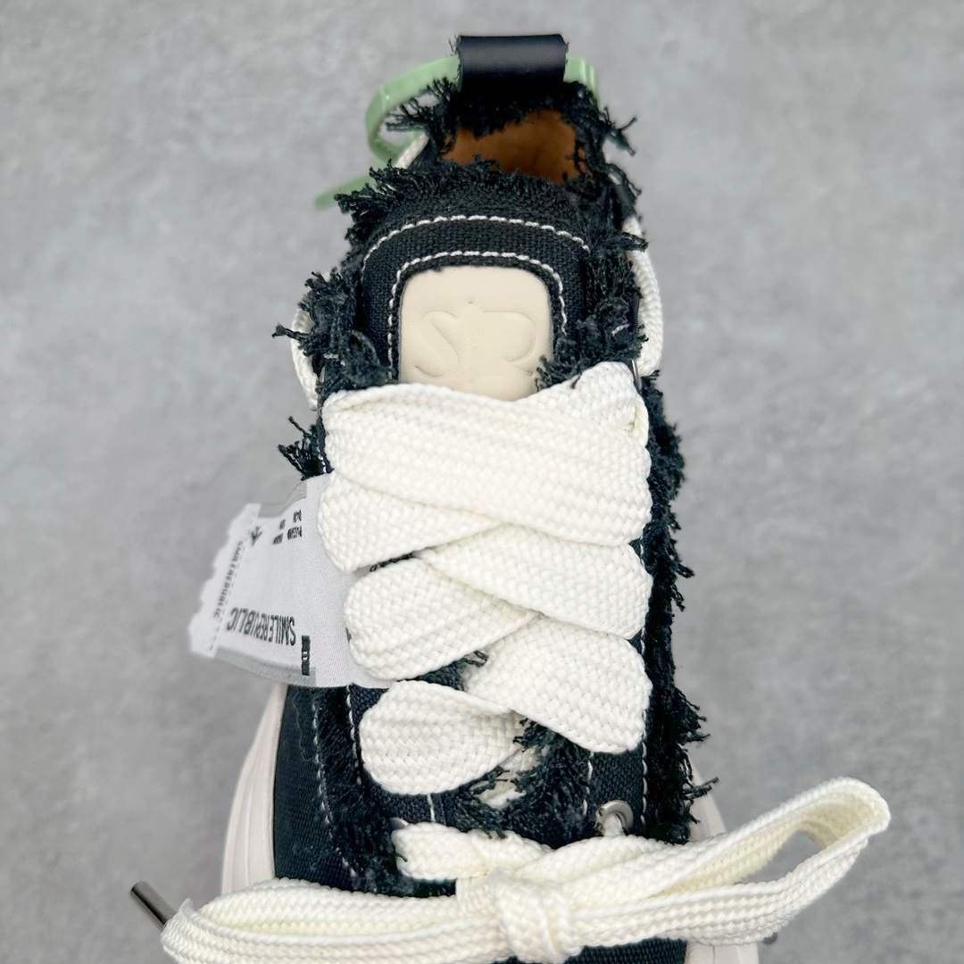 图片[5]-＃纯原福利 SMILEREPUBLIC 檀健次主理品牌 2024新款 众多明星上脚同款厚底开口笑帆布鞋 市售最高品质 得物毒盒最新版本 纯原一致 细节 品质 欢迎对比 市售唯一原厂渠道材料打造 该系列以“SMILE”为灵感来源 捕捉潮流 主打柔软的帆布设计 ms有裁切的羊毛流苏与独特编织技艺HZ 黑色35-45 白色35-45 其他35-40-选品中心