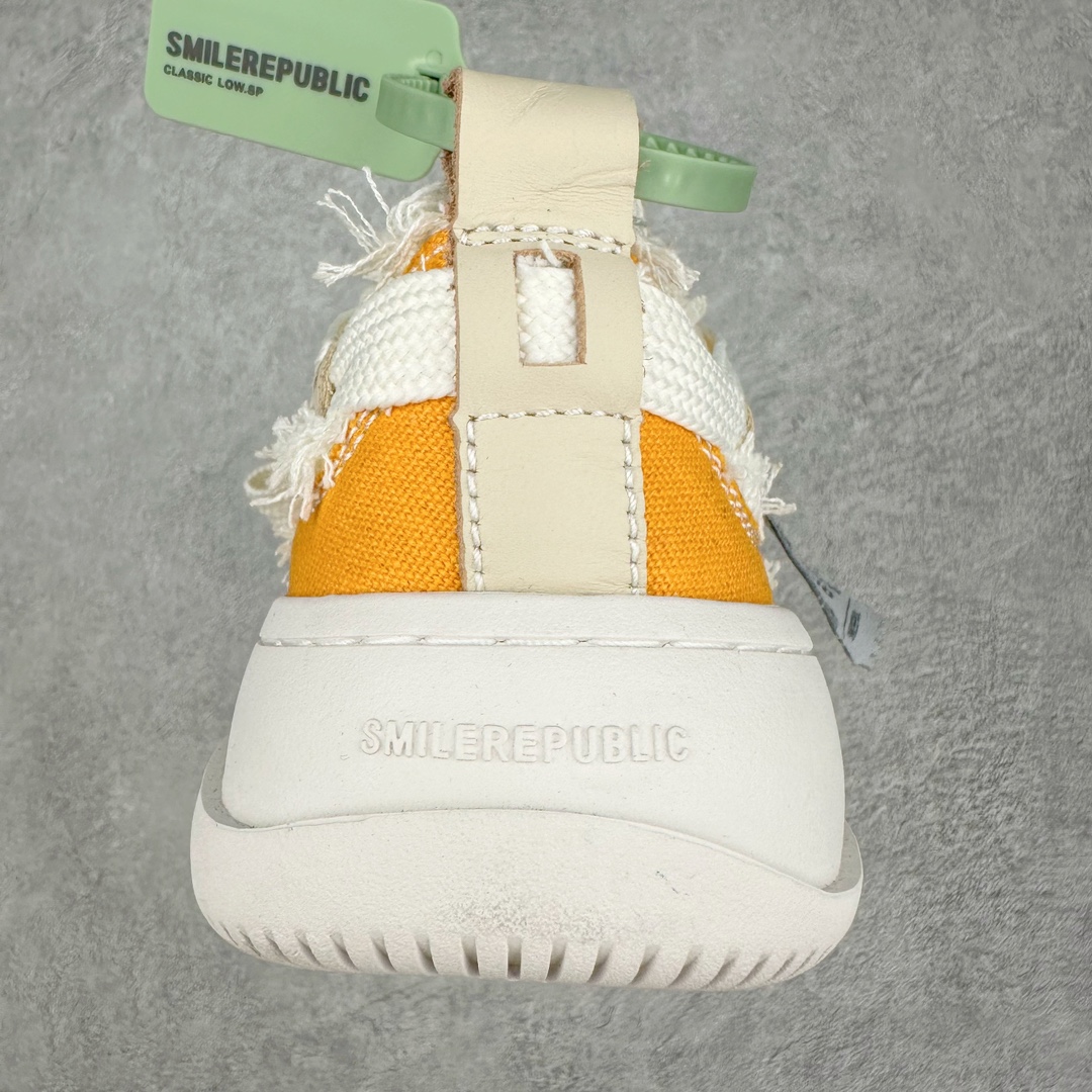 图片[8]-＃纯原福利 SMILEREPUBLIC 檀健次主理品牌 2024新款 众多明星上脚同款厚底开口笑帆布鞋 市售最高品质 得物毒盒最新版本 纯原一致 细节 品质 欢迎对比 市售唯一原厂渠道材料打造 该系列以“SMILE”为灵感来源 捕捉潮流 主打柔软的帆布设计 ms有裁切的羊毛流苏与独特编织技艺HZ 黑色35-45 白色35-45 其他35-40-选品中心