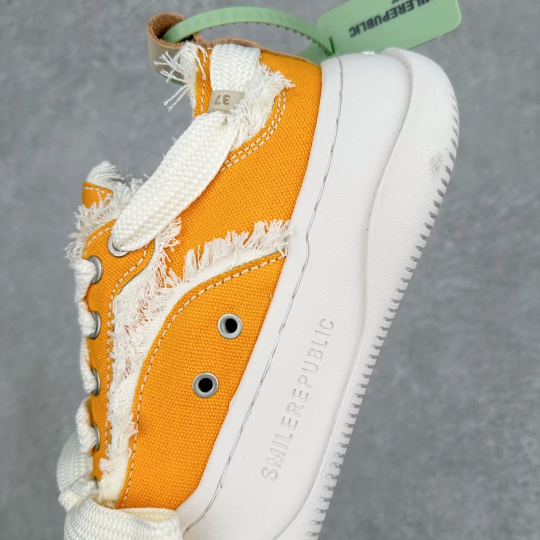 图片[7]-＃纯原福利 SMILEREPUBLIC 檀健次主理品牌 2024新款 众多明星上脚同款厚底开口笑帆布鞋 市售最高品质 得物毒盒最新版本 纯原一致 细节 品质 欢迎对比 市售唯一原厂渠道材料打造 该系列以“SMILE”为灵感来源 捕捉潮流 主打柔软的帆布设计 ms有裁切的羊毛流苏与独特编织技艺HZ 黑色35-45 白色35-45 其他35-40-选品中心