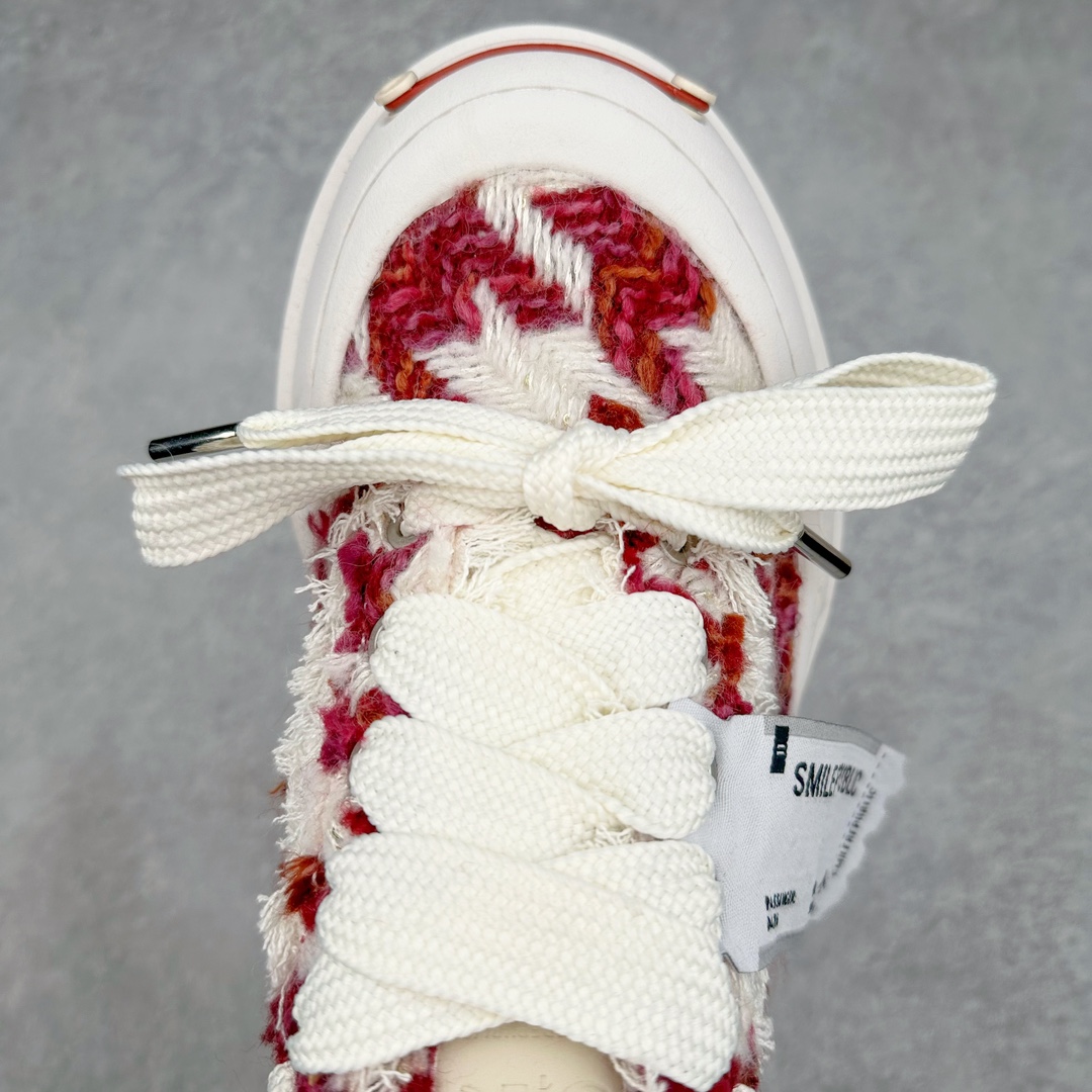 图片[4]-＃纯原福利 SMILEREPUBLIC 檀健次主理品牌 2024新款 众多明星上脚同款厚底开口笑帆布鞋 市售最高品质 得物毒盒最新版本 纯原一致 细节 品质 欢迎对比 市售唯一原厂渠道材料打造 该系列以“SMILE”为灵感来源 捕捉潮流 主打柔软的帆布设计 ms有裁切的羊毛流苏与独特编织技艺HZ 黑色35-45 白色35-45 其他35-40-选品中心