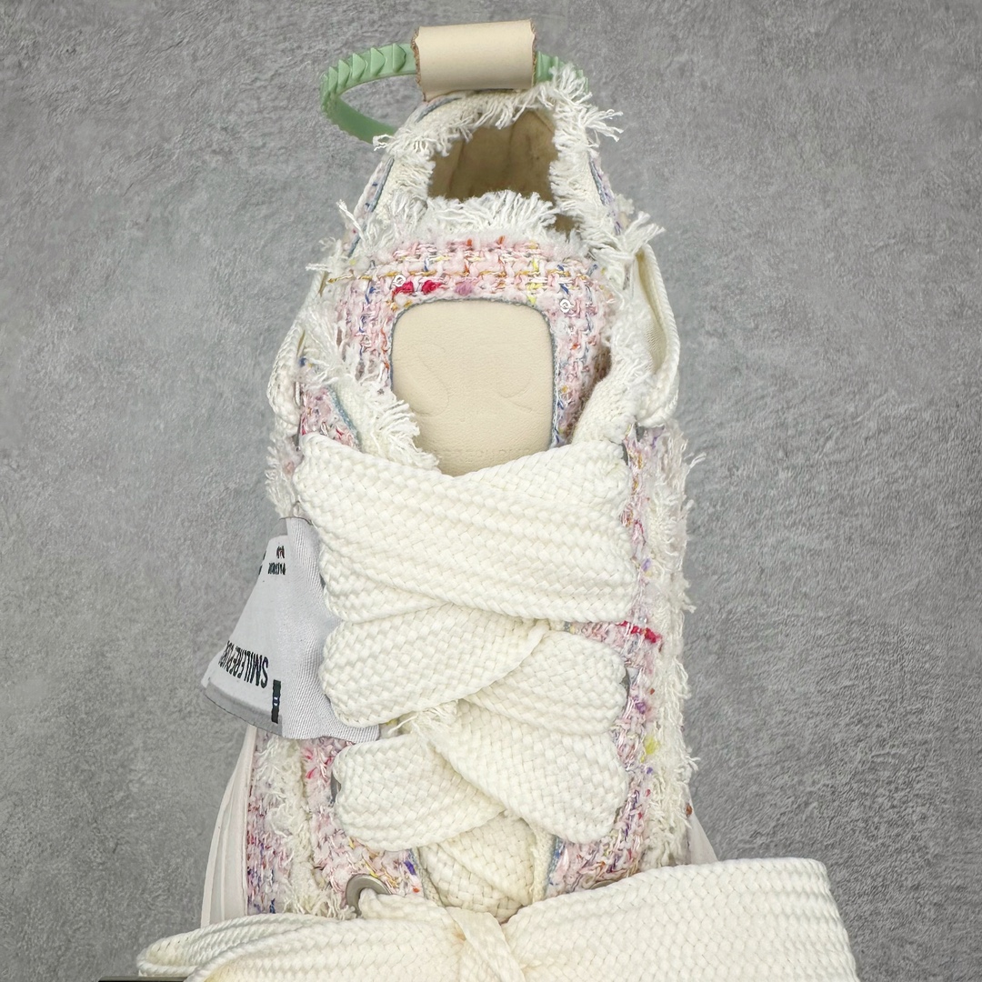 图片[5]-＃纯原福利 SMILEREPUBLIC 檀健次主理品牌 2024新款 众多明星上脚同款厚底开口笑帆布鞋 市售最高品质 得物毒盒最新版本 纯原一致 细节 品质 欢迎对比 市售唯一原厂渠道材料打造 该系列以“SMILE”为灵感来源 捕捉潮流 主打柔软的帆布设计 ms有裁切的羊毛流苏与独特编织技艺HZ 黑色35-45 白色35-45 其他35-40-选品中心