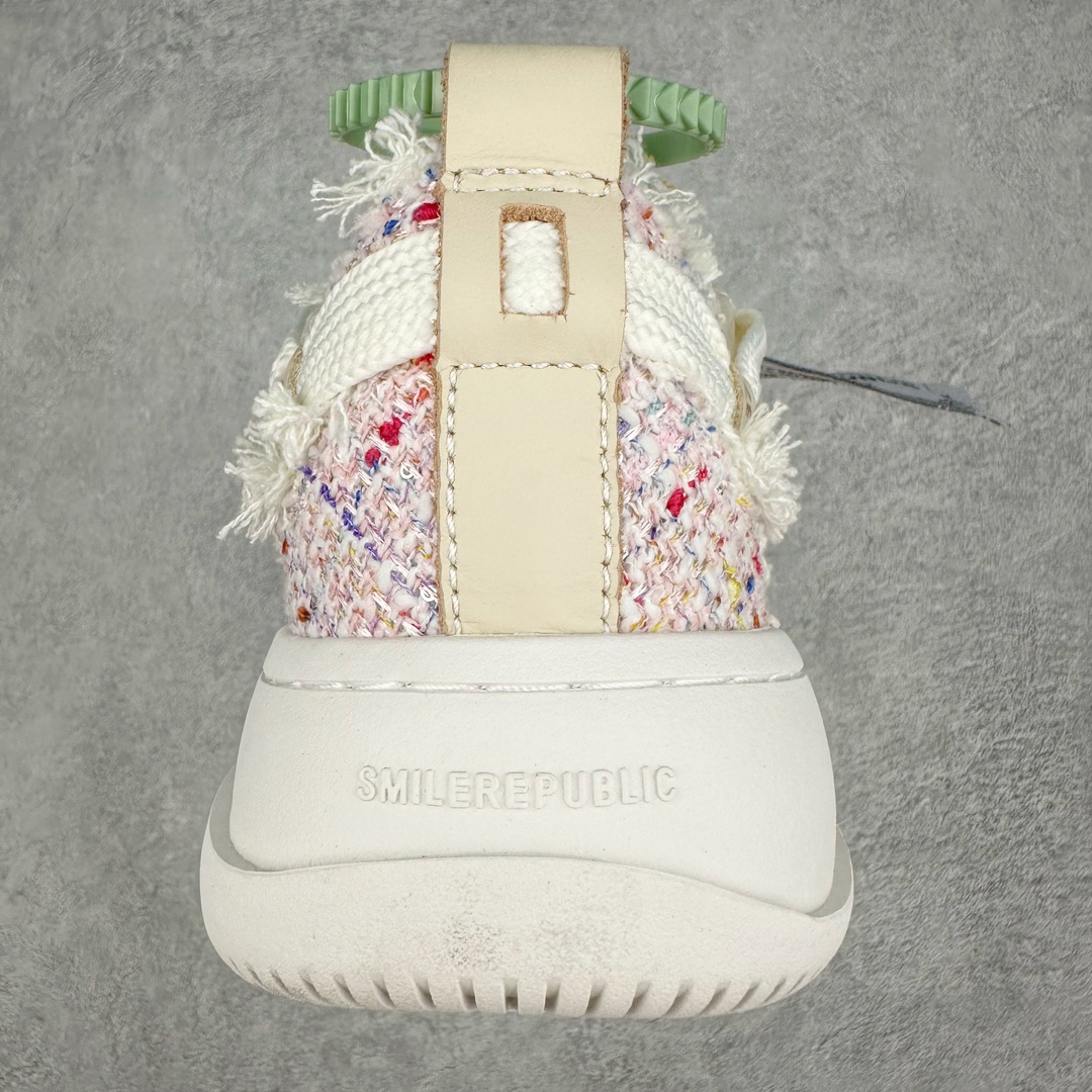 图片[8]-＃纯原福利 SMILEREPUBLIC 檀健次主理品牌 2024新款 众多明星上脚同款厚底开口笑帆布鞋 市售最高品质 得物毒盒最新版本 纯原一致 细节 品质 欢迎对比 市售唯一原厂渠道材料打造 该系列以“SMILE”为灵感来源 捕捉潮流 主打柔软的帆布设计 ms有裁切的羊毛流苏与独特编织技艺HZ 黑色35-45 白色35-45 其他35-40-选品中心