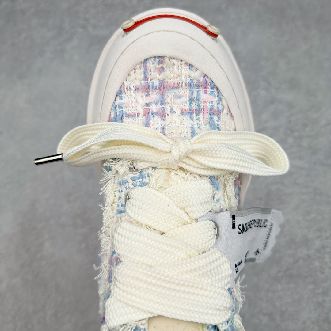 图片[4]-＃纯原福利 SMILEREPUBLIC 檀健次主理品牌 2024新款 众多明星上脚同款厚底开口笑帆布鞋 市售最高品质 得物毒盒最新版本 纯原一致 细节 品质 欢迎对比 市售唯一原厂渠道材料打造 该系列以“SMILE”为灵感来源 捕捉潮流 主打柔软的帆布设计 ms有裁切的羊毛流苏与独特编织技艺HZ 黑色35-45 白色35-45 其他35-40-选品中心