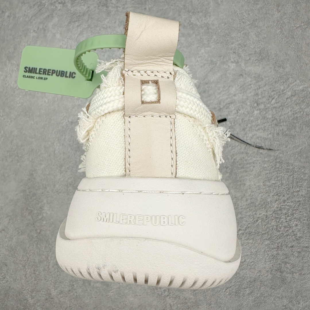 图片[8]-＃纯原福利 SMILEREPUBLIC 檀健次主理品牌 2024新款 众多明星上脚同款厚底开口笑帆布鞋 市售最高品质 得物毒盒最新版本 纯原一致 细节 品质 欢迎对比 市售唯一原厂渠道材料打造 该系列以“SMILE”为灵感来源 捕捉潮流 主打柔软的帆布设计 ms有裁切的羊毛流苏与独特编织技艺HZ 黑色35-45 白色35-45 其他35-40-选品中心