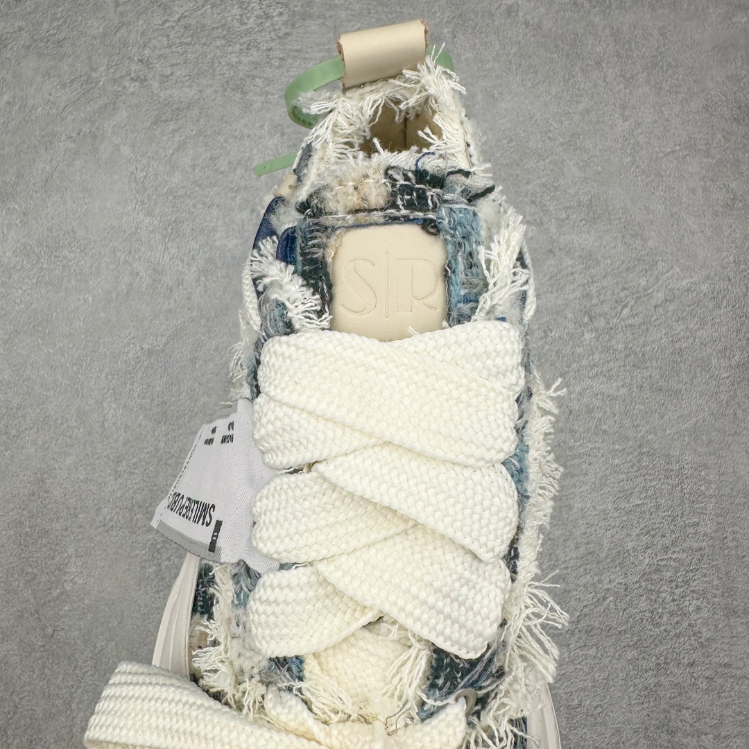 图片[5]-＃纯原福利 SMILEREPUBLIC 檀健次主理品牌 2024新款 众多明星上脚同款厚底开口笑帆布鞋 市售最高品质 得物毒盒最新版本 纯原一致 细节 品质 欢迎对比 市售唯一原厂渠道材料打造 该系列以“SMILE”为灵感来源 捕捉潮流 主打柔软的帆布设计 ms有裁切的羊毛流苏与独特编织技艺HZ 黑色35-45 白色35-45 其他35-40-选品中心