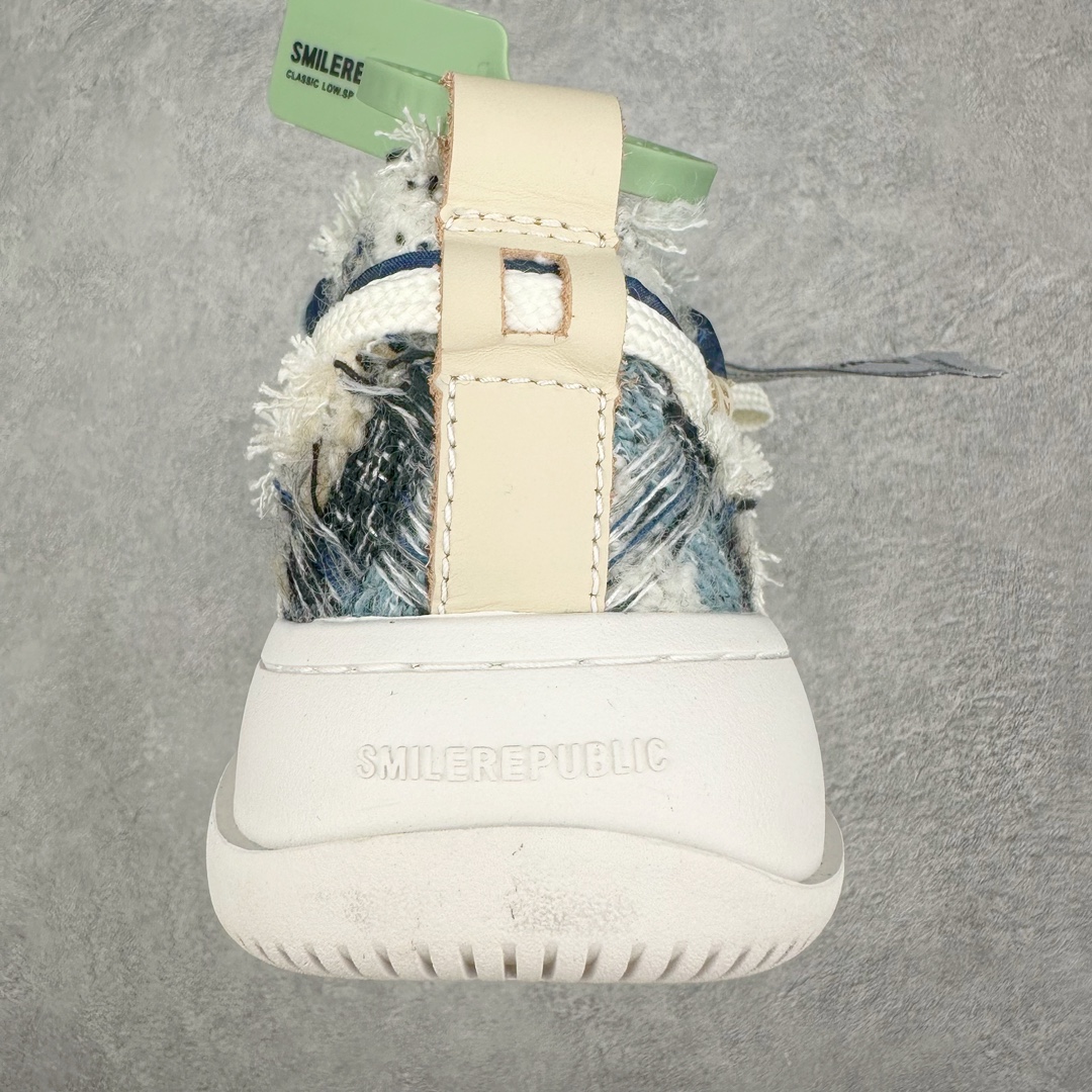 图片[8]-＃纯原福利 SMILEREPUBLIC 檀健次主理品牌 2024新款 众多明星上脚同款厚底开口笑帆布鞋 市售最高品质 得物毒盒最新版本 纯原一致 细节 品质 欢迎对比 市售唯一原厂渠道材料打造 该系列以“SMILE”为灵感来源 捕捉潮流 主打柔软的帆布设计 ms有裁切的羊毛流苏与独特编织技艺HZ 黑色35-45 白色35-45 其他35-40-选品中心