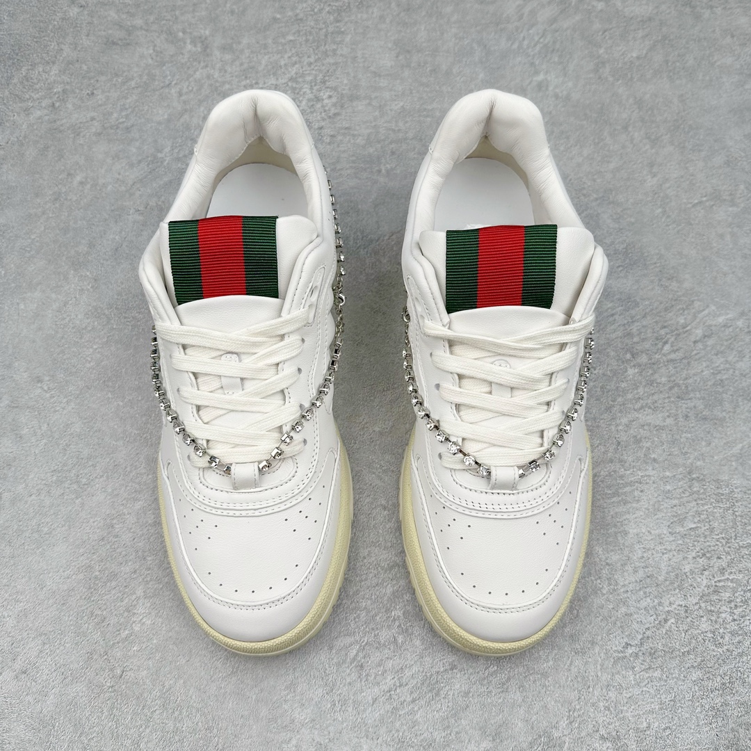 图片[2]-GUCCI Re-Web系列运动鞋 古驰运动鞋系列经典原型复古百搭做旧老爹板鞋/复古学院风 怀旧版 原厂订单 目前市面最强＃官网同步最新满天星礼盒全套包装 高端零售海外实体专供 ‬混卖版 渠‮原道‬装 全身20几个细节点全部做到一致还原 吊打市面所有版本 原版做旧 右脚鞋侧嵌入NFC防伪芯片装置＋鞋盒标二唯码扫描 秒进官网 秒杀市面任何版本 原装意大利进口 里外全皮 全套包装 全头层顶级软牛皮 广东代工出品 原档原标原盒 随意对比任何版本 尺码：35 36 37 38 39 40 41 42 43 44-选品中心