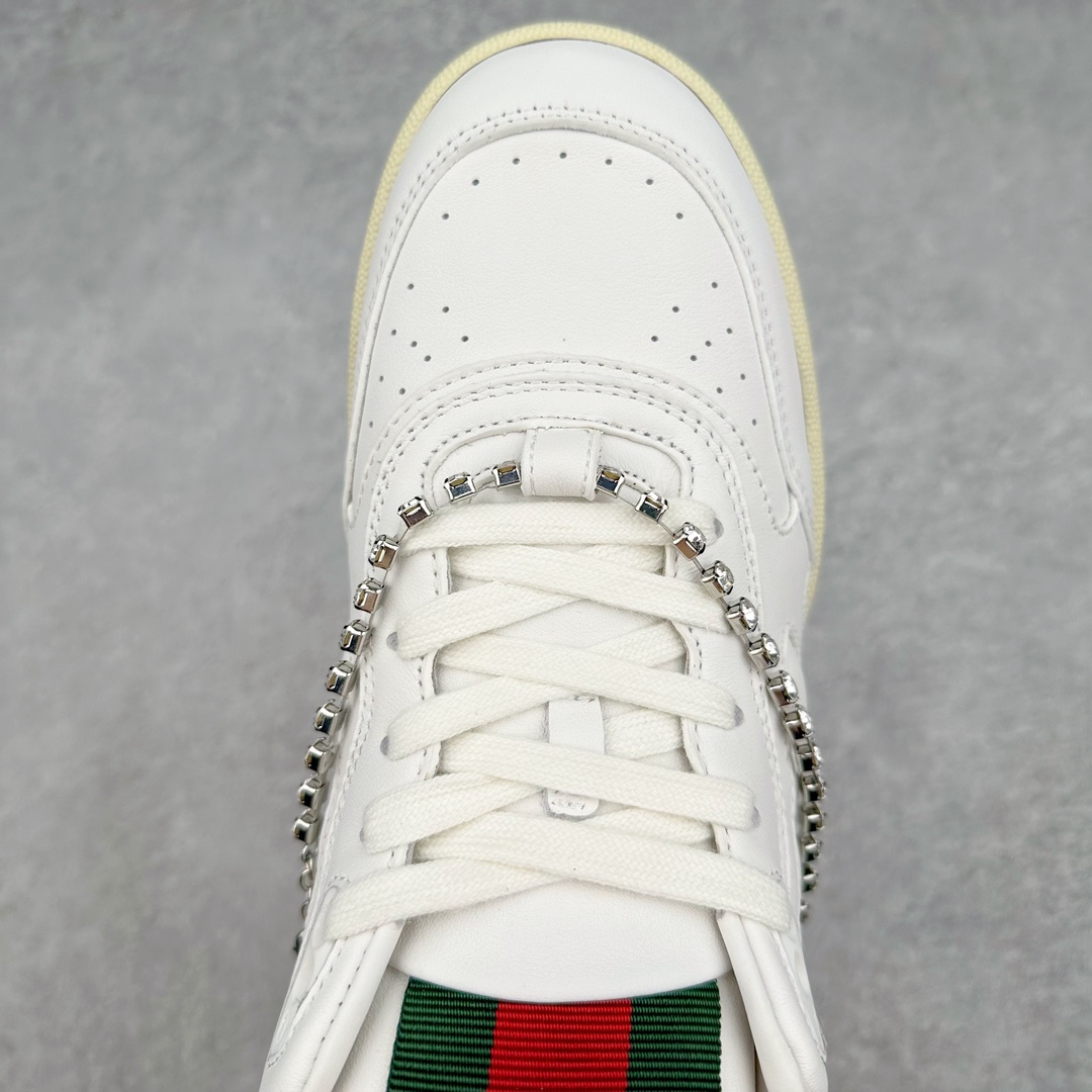 图片[4]-GUCCI Re-Web系列运动鞋 古驰运动鞋系列经典原型复古百搭做旧老爹板鞋/复古学院风 怀旧版 原厂订单 目前市面最强＃官网同步最新满天星礼盒全套包装 高端零售海外实体专供 ‬混卖版 渠‮原道‬装 全身20几个细节点全部做到一致还原 吊打市面所有版本 原版做旧 右脚鞋侧嵌入NFC防伪芯片装置＋鞋盒标二唯码扫描 秒进官网 秒杀市面任何版本 原装意大利进口 里外全皮 全套包装 全头层顶级软牛皮 广东代工出品 原档原标原盒 随意对比任何版本 尺码：35 36 37 38 39 40 41 42 43 44-选品中心