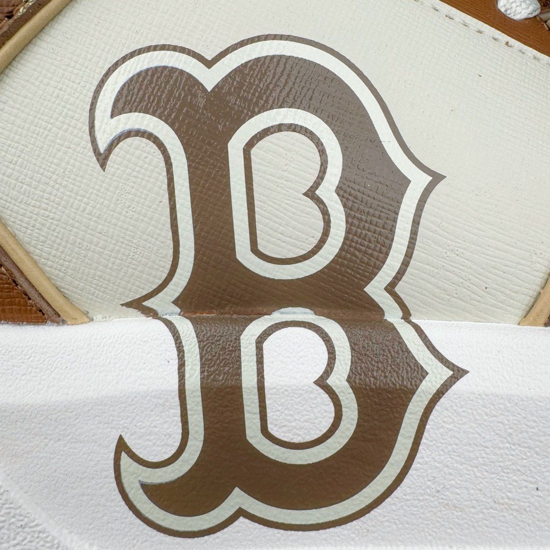 图片[15]-＃PB过验版 MLB Chunky Liner Basic 复古印花学长鞋系列低帮轻量增高厚底百搭休闲运动慢跑鞋板鞋 Korea韩国联名NY美国榄球纽约洋基队限定 目前可过轻松秒过各类鉴定 能操作的私聊 韩国代购专供 左脚内置NFC感应 区别市面贴纸假芯片 MLB专用菱形双针中底布 重点细节中底布带注胶孔 原厂NFC感应吊牌 支持鉴定 一个两位数 原盒原标 全套原楦原纸板原厂数据开发 中韩文保养标贴 绿色防霉片 平台代购专供 独家一比一RB+MD组合大底 高频后跟小人Logo精准对位立体饱满 正确网布加超迁鞋面 转印中底走线紧密 转印Logo工艺表层防刮不掉色 尺码：35 36 36.5 37.5 38 38.5 39 40 40.5 41 42 42.5 43 44 44.5 45-选品中心