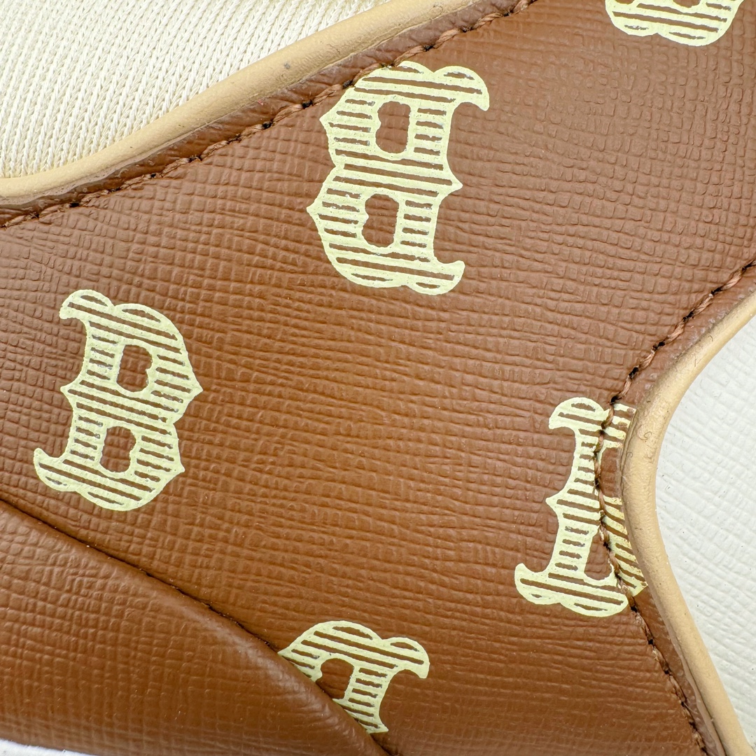 图片[16]-＃PB过验版 MLB Chunky Liner Basic 复古印花学长鞋系列低帮轻量增高厚底百搭休闲运动慢跑鞋板鞋 Korea韩国联名NY美国榄球纽约洋基队限定 目前可过轻松秒过各类鉴定 能操作的私聊 韩国代购专供 左脚内置NFC感应 区别市面贴纸假芯片 MLB专用菱形双针中底布 重点细节中底布带注胶孔 原厂NFC感应吊牌 支持鉴定 一个两位数 原盒原标 全套原楦原纸板原厂数据开发 中韩文保养标贴 绿色防霉片 平台代购专供 独家一比一RB+MD组合大底 高频后跟小人Logo精准对位立体饱满 正确网布加超迁鞋面 转印中底走线紧密 转印Logo工艺表层防刮不掉色 尺码：35 36 36.5 37.5 38 38.5 39 40 40.5 41 42 42.5 43 44 44.5 45-选品中心