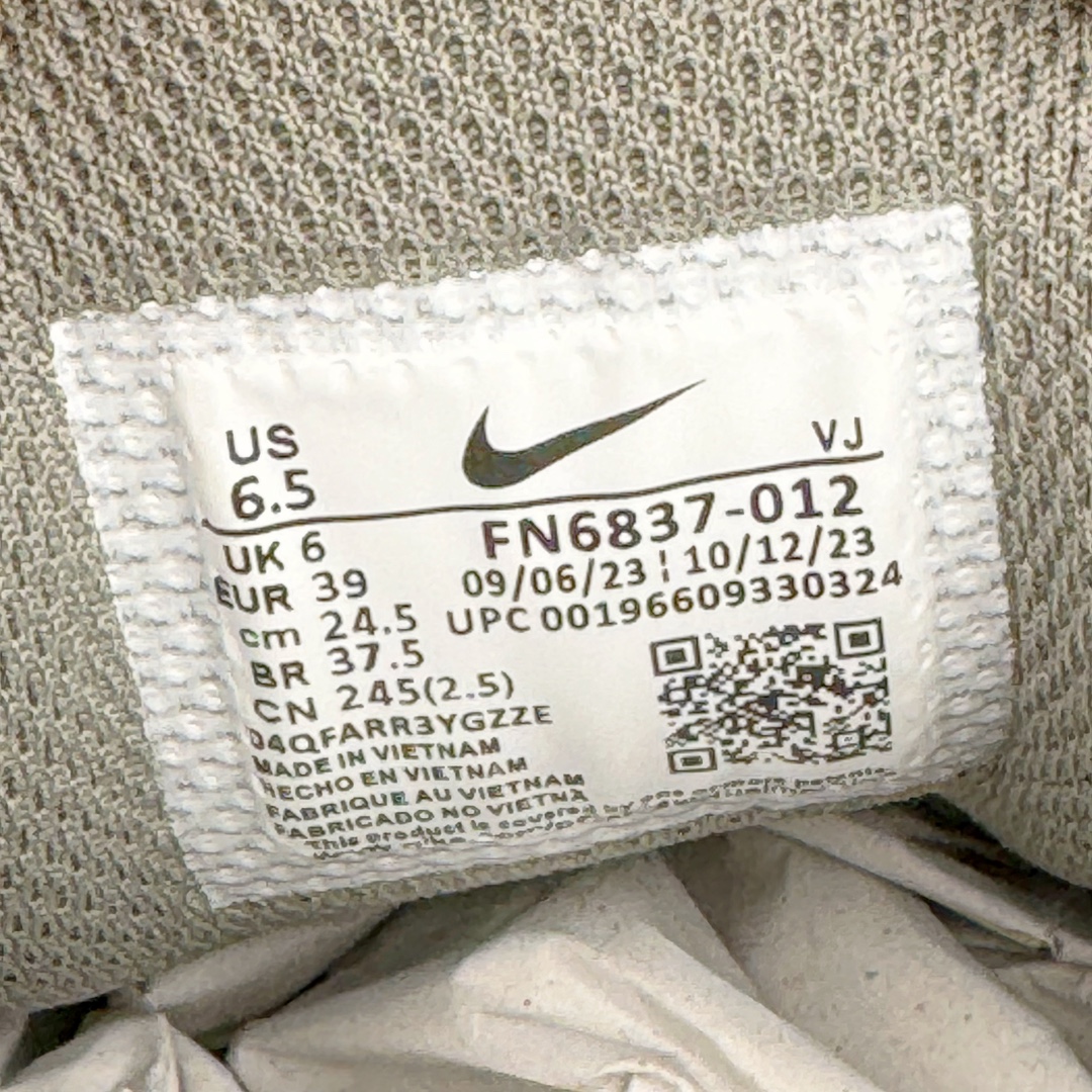 图片[11]-＃HP纯原 NK P-6000 系列低帮复古老爹风休闲运动舒适慢跑鞋 灰白 FN6837-012 购入原鞋原装纸板楦头开发 独家私模四层组合大底 市场唯一正确版本 良心定价 新配色陆续出货 进口三文治网面 融合 Pegasus 过往运动鞋设计 助力 21 世纪早期跑步运动跃升时尚新高度 采用透气网眼布、运动风格线条和耐穿覆面 兼具吸睛外观和舒适感受 中底泡绵以田径赛道为灵感 打造厚实设计 缔造出众缓震性能 尺码：36 36.5 37.5 38 38.5 39 40 40.5 41 42 42.5 43 44 44.5 45 46-选品中心