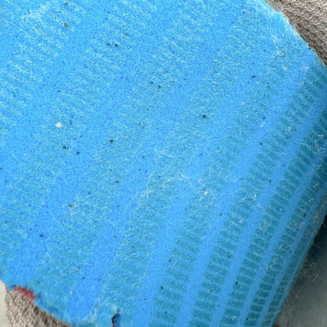 图片[19]-＃HP纯原 NK P-6000 系列低帮复古老爹风休闲运动舒适慢跑鞋 灰白 FN6837-012 购入原鞋原装纸板楦头开发 独家私模四层组合大底 市场唯一正确版本 良心定价 新配色陆续出货 进口三文治网面 融合 Pegasus 过往运动鞋设计 助力 21 世纪早期跑步运动跃升时尚新高度 采用透气网眼布、运动风格线条和耐穿覆面 兼具吸睛外观和舒适感受 中底泡绵以田径赛道为灵感 打造厚实设计 缔造出众缓震性能 尺码：36 36.5 37.5 38 38.5 39 40 40.5 41 42 42.5 43 44 44.5 45 46-选品中心