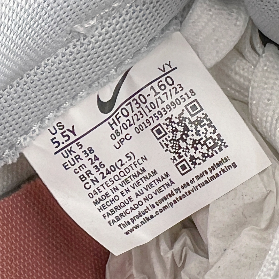 图片[19]-＃YC纯原 NK Dunk Low 浅灰蓝 HF0730-160 定制系列天花板 无原鞋不开发 全系列得物原鞋一比一校对开发 配色持续更新中 终端对接 优势输出 全套原厂楦头原纸板数据档案倾力打造 原汁原味莞产 极致还原 圈内最强针车工艺 高端零售指定版 广东原厂配套原盒原标 鞋盒分三个尺码段 原厂冲刀 超高清洁度 全鞋零毛边皮料切割 采用原厂百宏鞋带以及原厂百宏织唛舌标 内标可供原厂几率过验 进口原装条纹中底布 四线拉帮白色点胶 原厂拉帮手法遵循公司 原厂电绣 极致还原 尺码：35.5 36 36.5 37.5 38 38.5 39 40 40.5 41 42 42.5 43 44 44.5 45 46 47.5-选品中心