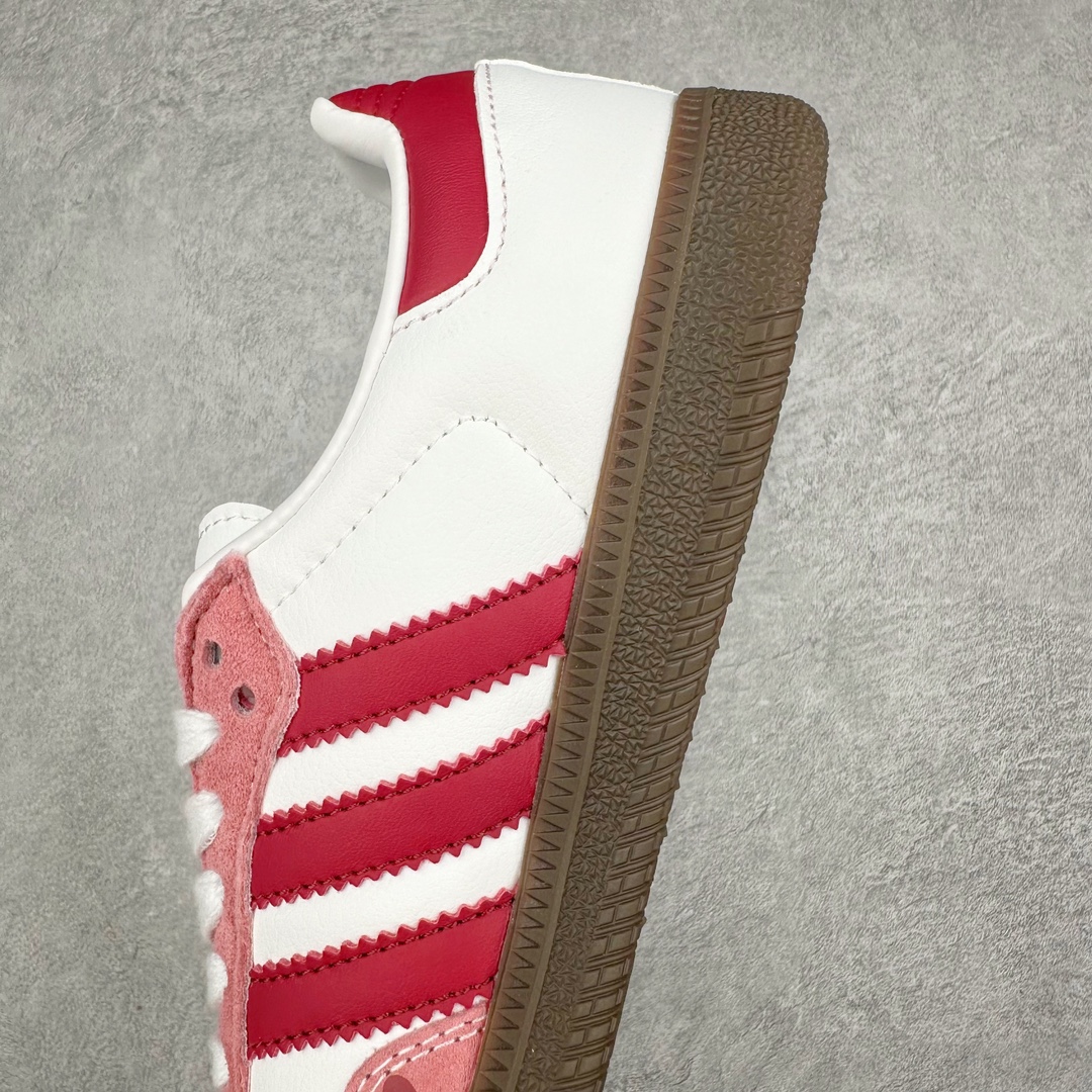 图片[7]-AD Original Samba OG 复古经典轻便板鞋 FW2414 这款桑巴鞋展示了高质量的工艺 带有装饰的超锁缝制和无缝的手感 柔软、柔软的皮革造型和标志性的3条纹完成了精致的外观 正规合身鞋带 鞋面上有绒面鞋垫 橡胶鞋底 享受正畸套筒软感 自50年代首次亮相以来就一直在赢得粉丝的青睐 尺码：36 36.5 37.5 38 38.5 39 40 40.5 41 42 42.5 43 44 44.5 45-选品中心