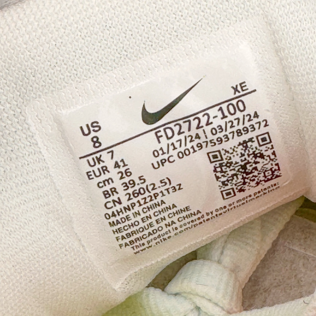 图片[12]-＃纯原 NK Zoom Pegasus 飞马41代马拉松系列网面透气缓震疾速跑鞋 FD2722-100 拥有 Zoom Air 一如既往的稳定感和流畅感 鞋面采用工程网眼设计 为特定高热区域营造出色透气性 进一步增加鞋面的穿孔数量 让足部能够快速散热 中足搭配 Flywire 飞线 在高速运动时营造舒适稳定的贴合感 内置Zoon气垫加持 动力十足 货号：FN4932-401 尺码：36 36.5 37.5 38 38.5 39 40 40.5 41 42 42.5 43 44 44.5 45-选品中心