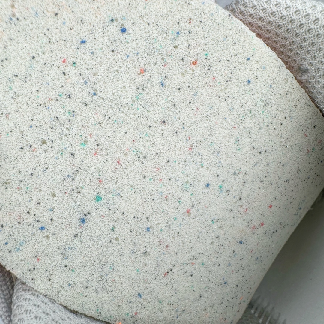 图片[11]-＃纯原 NK RUN SWIfT 3 极致3代网面透气休闲跑步鞋 简约高科技设计采用多层材料 为双足带来凉爽感受和稳固体验时尚鞋面搭配中足包覆设计 提供稳固贴合感 一层网眼布材质 在跑步期间为你带来轻盈透气性能 同时展现利落外观 加高叠层设计 为每一步带来柔软缓震性能 具备出色抓地力与耐穿着性 舒适感出众 货号：DR2695-009 尺码：39 40 40.5 41 42 42.5 43 44 44.5 45-选品中心