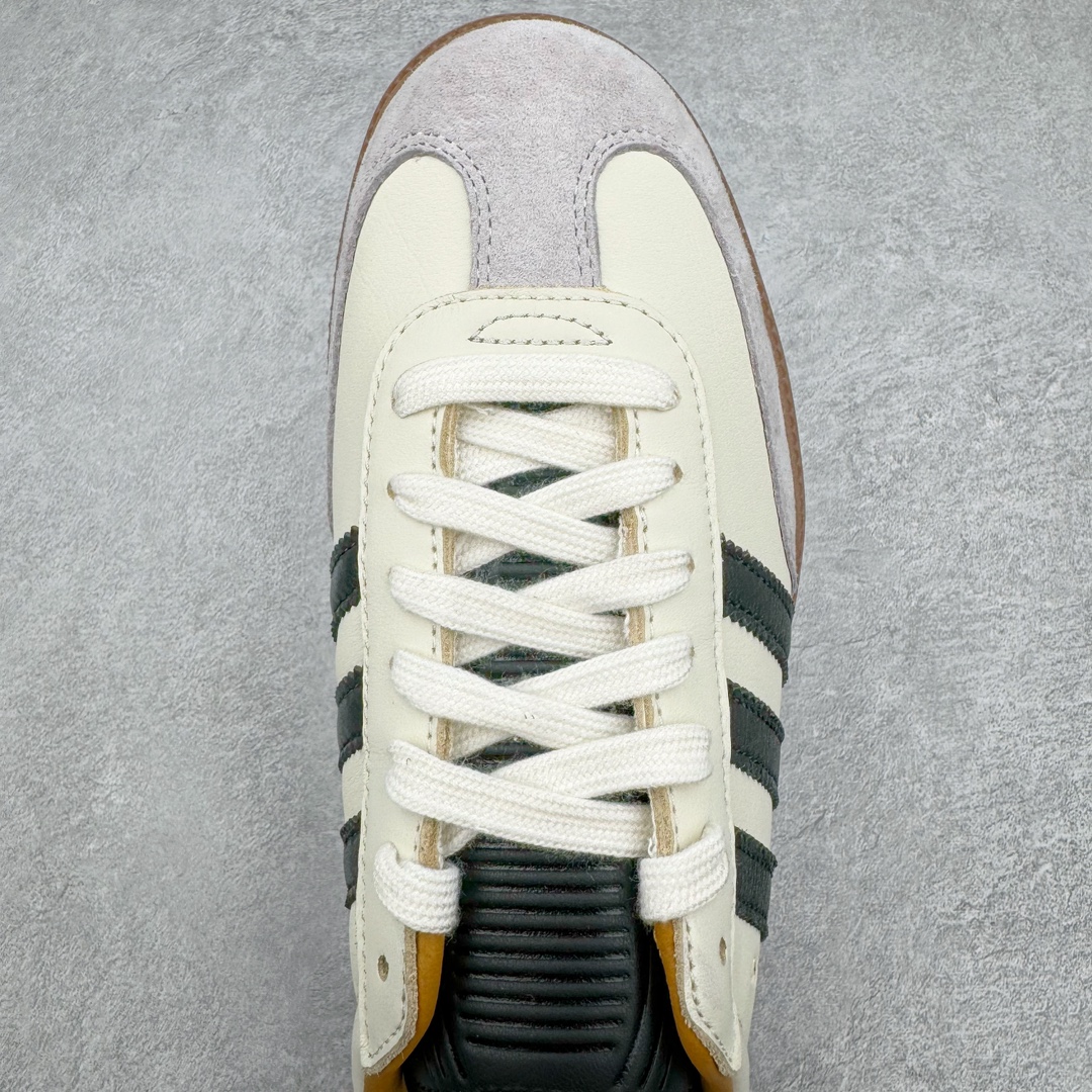 图片[4]-＃ZC总裁 JJJJound x AD Originals Samba Classic\\\”Studded Pack Black\\\”桑巴舞系列绅士德训足球风百搭低帮休闲运动板鞋 联名奶白灰黑 ID8708 好货不怕晚 原厂进口 \\\”Prime Asia\\\” 山羊皮（纹理自然）原厂台湾进口短绒猪巴革 全套原厂纸板冲刀加持 独家原档案私模RB橡胶大底 含胶量硬度原鞋一致 正确拉帮鞋垫背胶 原厂标裁支持鉴定 高密度丽新布中底 内置环保海玻璃鞋垫 全鞋电脑针车零偏差 产品品控稳定性领先行业 原厂港宝加持定型后跟R度完美 JJJJound x Originals联名鞋 作为合作企划里的金字招牌JJJJound 善于利用自己的极简美学挖掘品牌的全新风貌 本次 JJJJound 携手 Originals 选用大热鞋款 Samba 为蓝本 将鞋款的街头气质无痕转变为「静奢风」 鞋款肉眼可见的被赋予了难得的质感 黑白两色都采用了黄色优质皮革内衬以呼应生胶大底 取消了鞋舌的 Logo 转而采用压纹处理使得鞋款整体氛围更加静谧、奢华 同时为了彰显本次合作鞋款的身份 双方合作标识和 JJJJound Logo 被分别印在鞋口内侧和鞋垫上 尺码：36 36.5 37.5 38 38.5 39 40 40.5 41 42 42.5 43 44 44.5 45 46 46.5-选品中心