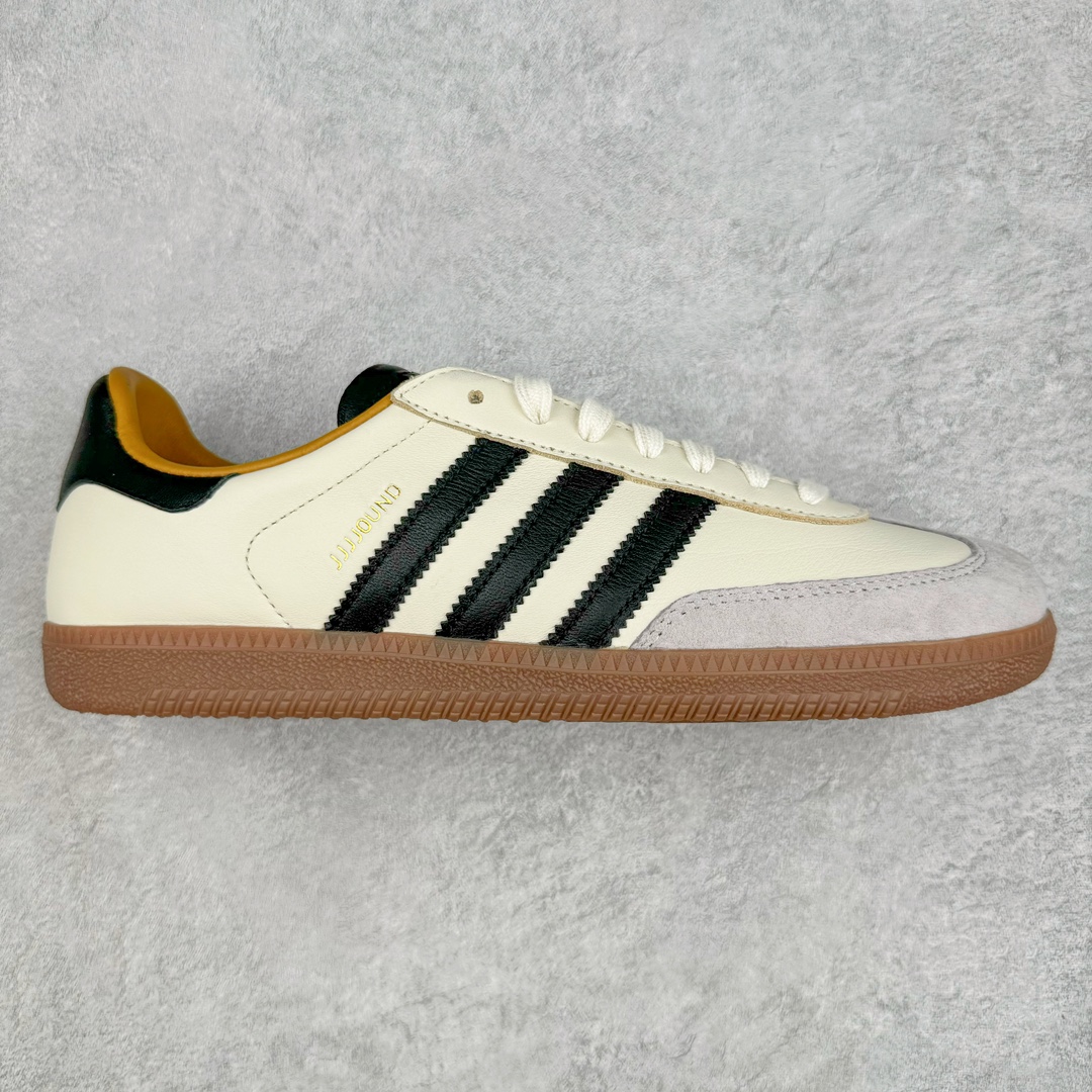 ＃ZC总裁 JJJJound x AD Originals Samba Classic\\\”Studded Pack Black\\\”桑巴舞系列绅士德训足球风百搭低帮休闲运动板鞋 联名奶白灰黑 ID8708 好货不怕晚 原厂进口 \\\”Prime Asia\\\” 山羊皮（纹理自然）原厂台湾进口短绒猪巴革 全套原厂纸板冲刀加持 独家原档案私模RB橡胶大底 含胶量硬度原鞋一致 正确拉帮鞋垫背胶 原厂标裁支持鉴定 高密度丽新布中底 内置环保海玻璃鞋垫 全鞋电脑针车零偏差 产品品控稳定性领先行业 原厂港宝加持定型后跟R度完美 JJJJound x Originals联名鞋 作为合作企划里的金字招牌JJJJound 善于利用自己的极简美学挖掘品牌的全新风貌 本次 JJJJound 携手 Originals 选用大热鞋款 Samba 为蓝本 将鞋款的街头气质无痕转变为「静奢风」 鞋款肉眼可见的被赋予了难得的质感 黑白两色都采用了黄色优质皮革内衬以呼应生胶大底 取消了鞋舌的 Logo 转而采用压纹处理使得鞋款整体氛围更加静谧、奢华 同时为了彰显本次合作鞋款的身份 双方合作标识和 JJJJound Logo 被分别印在鞋口内侧和鞋垫上 尺码：36 36.5 37.5 38 38.5 39 40 40.5 41 42 42.5 43 44 44.5 45 46 46.5-选品中心