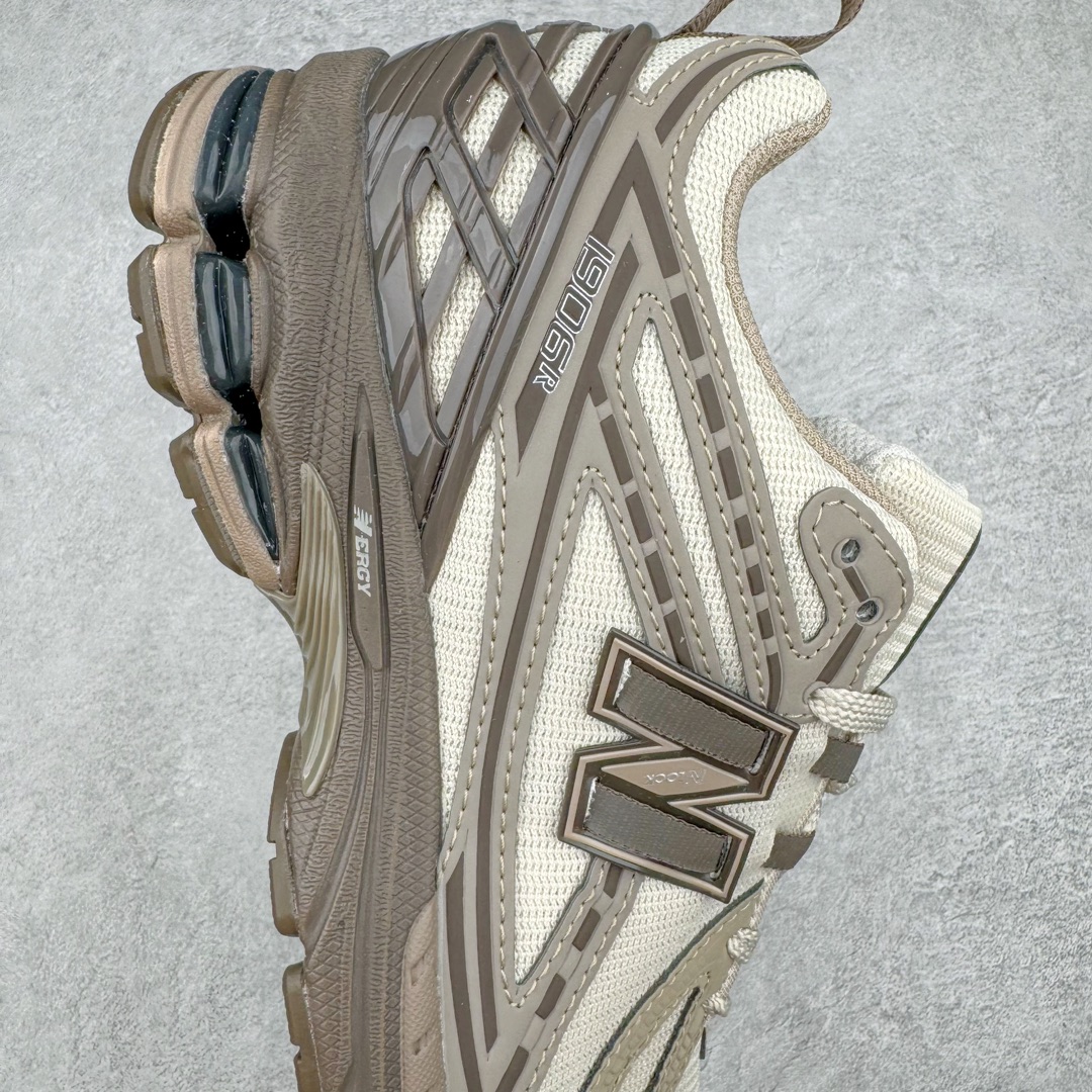 图片[6]-New Balance M1906R NB新百伦系列复古老爹风休闲运动慢跑鞋 采用轻质牛剖革拼接透气网眼衬垫织物鞋面材质 T-Beam大底提供足步弓支撑 保持步态稳定#后跟搭载外露缓震胶 鞋身整体以各种深浅不一的灰色覆盖 鞋头以淡蓝色调装饰，网眼衬垫通过不规律的色块实现做旧的美感 泛黄的鞋底更是进一步增添了复古气息 尺码：36 37 37.5 38 38.5 39.5 40 40.5 41.5 42 42.5 43 44 45-选品中心