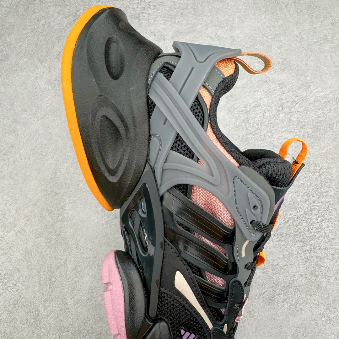 图片[6]-AD XLG Runner Deluxe 跑步者豪华版系列低帮厚底增高老爹风复古缓震休闲运动慢跑鞋 JP5765 自从阿迪达斯和巴黎世家合作后，没少出双方联名的平替。结果根据最新情报，阿迪现在已经把手伸到了巴家爆款3XL的身上，新鞋Xlg Runner Deluxe实物曝光，emm，鞋款整体一眼丁真是巴黎世家Track＋3XL大底的缝合怪版本，要不是鞋侧明晃晃的adidas三道杠Logo，估计各位看了都得蒙。这波不能说是完全复制巴黎世家，但也多少有点借鉴的味道了。新鞋基本就是在阿迪经典\\\”Climacool\\\”鞋款的基础上，升级了Boots大底以及加入了\\\”巴味\\\”设计元素…尺码：35 36 36⅔ 37⅓ 38 38⅔ 39⅓ 40 40⅔ 41⅓ 42 42⅔ 43⅓ 44 44⅔ 45 46-选品中心