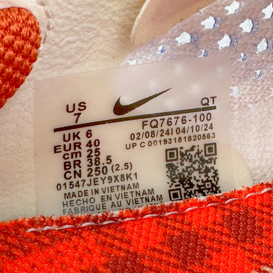 图片[11]-＃C版纯原 NK Zoom VaporFly Next 3% 编织飞线马拉松三代超级休运动跑鞋 FQ7676-100 保留了NK Systeml的突破性产品科技 且在这个基础上搭载了NK Flyknit鞋面 让这双为比赛竞速而打造的战靴更加轻盈、透气突破性的Zoom X泡棉带来NK跑步至今为止最为出色的能量回馈 尺码：36 36.5 37.5 38 38.5 39 40 40.5 41 42 42.5 43 44 44.5 45-选品中心