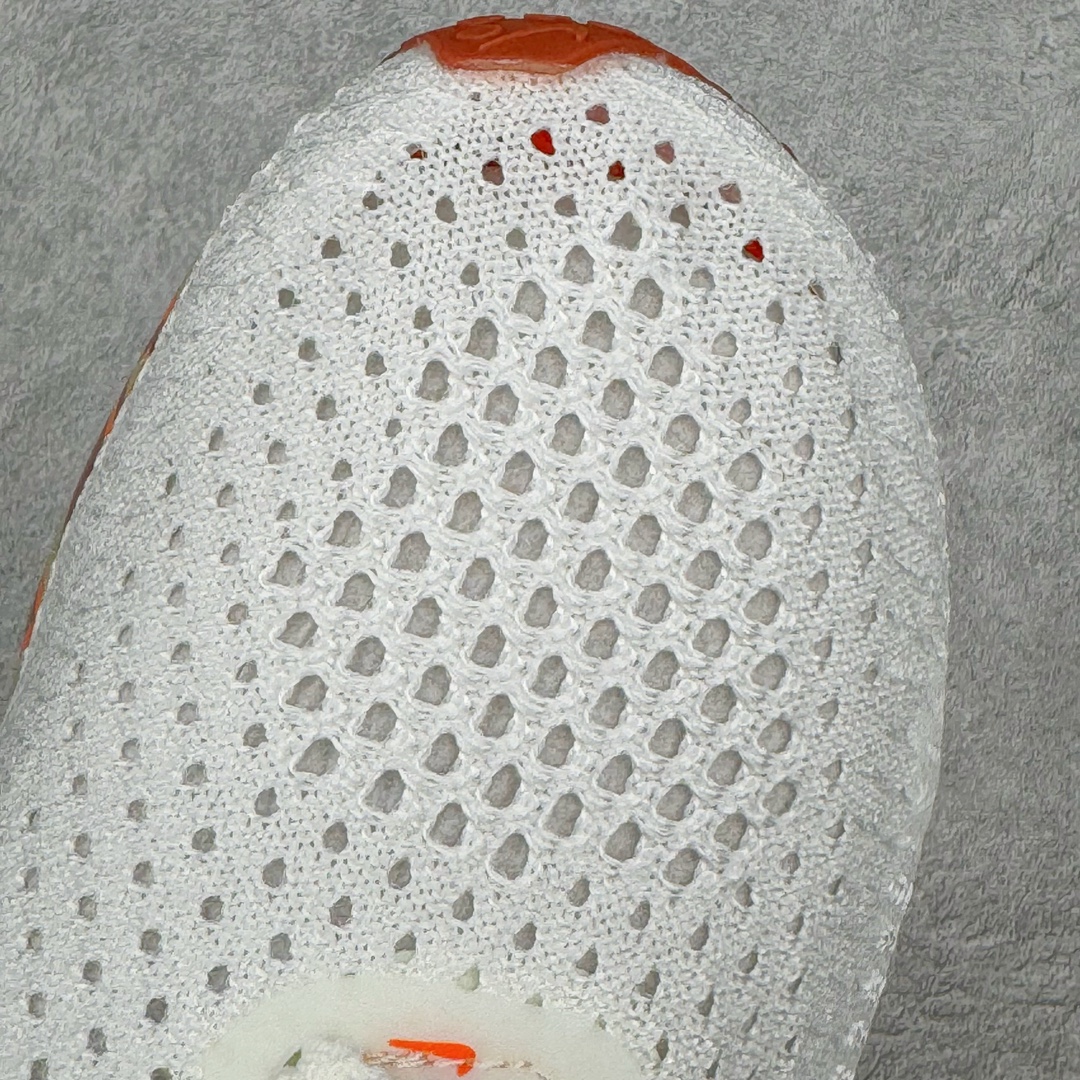 图片[14]-＃C版纯原 NK Zoom VaporFly Next 3% 编织飞线马拉松三代超级休运动跑鞋 FQ7676-100 保留了NK Systeml的突破性产品科技 且在这个基础上搭载了NK Flyknit鞋面 让这双为比赛竞速而打造的战靴更加轻盈、透气突破性的Zoom X泡棉带来NK跑步至今为止最为出色的能量回馈 尺码：36 36.5 37.5 38 38.5 39 40 40.5 41 42 42.5 43 44 44.5 45-选品中心