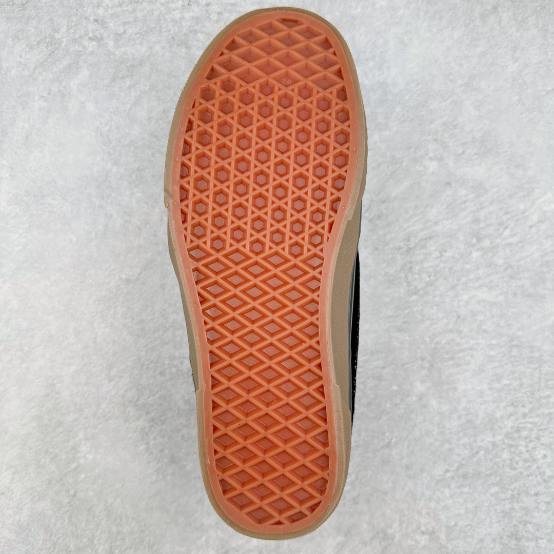 图片[9]-Vans Caldrone 面包胖胖鞋 范斯官方 美式复古休闲滑板鞋 Vans Classics 经典支线土豆鞋 Knu Skool 是完美的平替版，鞋头放大、鞋身网布面料透气，包边上移加厚、鞋舌加厚。 尺码：35 36 36.5 37 38 38.5 39 40 40.5 41 42 42.5 43 44-选品中心