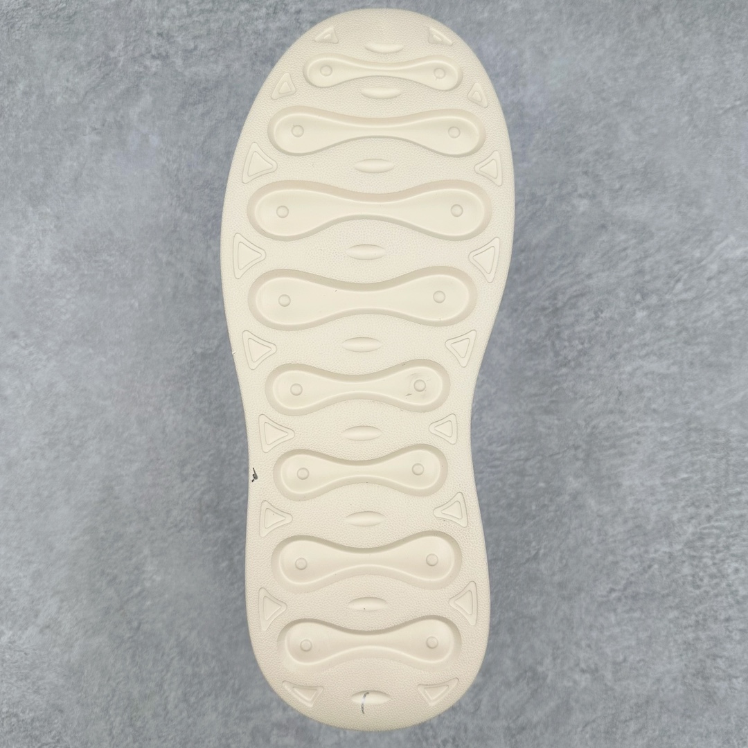 图片[9]-PRADA 普拉达 -高端品质 原单 -鞋面：🔝开边珠小牛皮·高周波品牌、反绒牛皮、品牌塑胶模块 -内里：网布，垫脚；顶级牛皮 -大底：超轻TPU·橡胶发泡·双色成型大底 尺码：39-44-选品中心