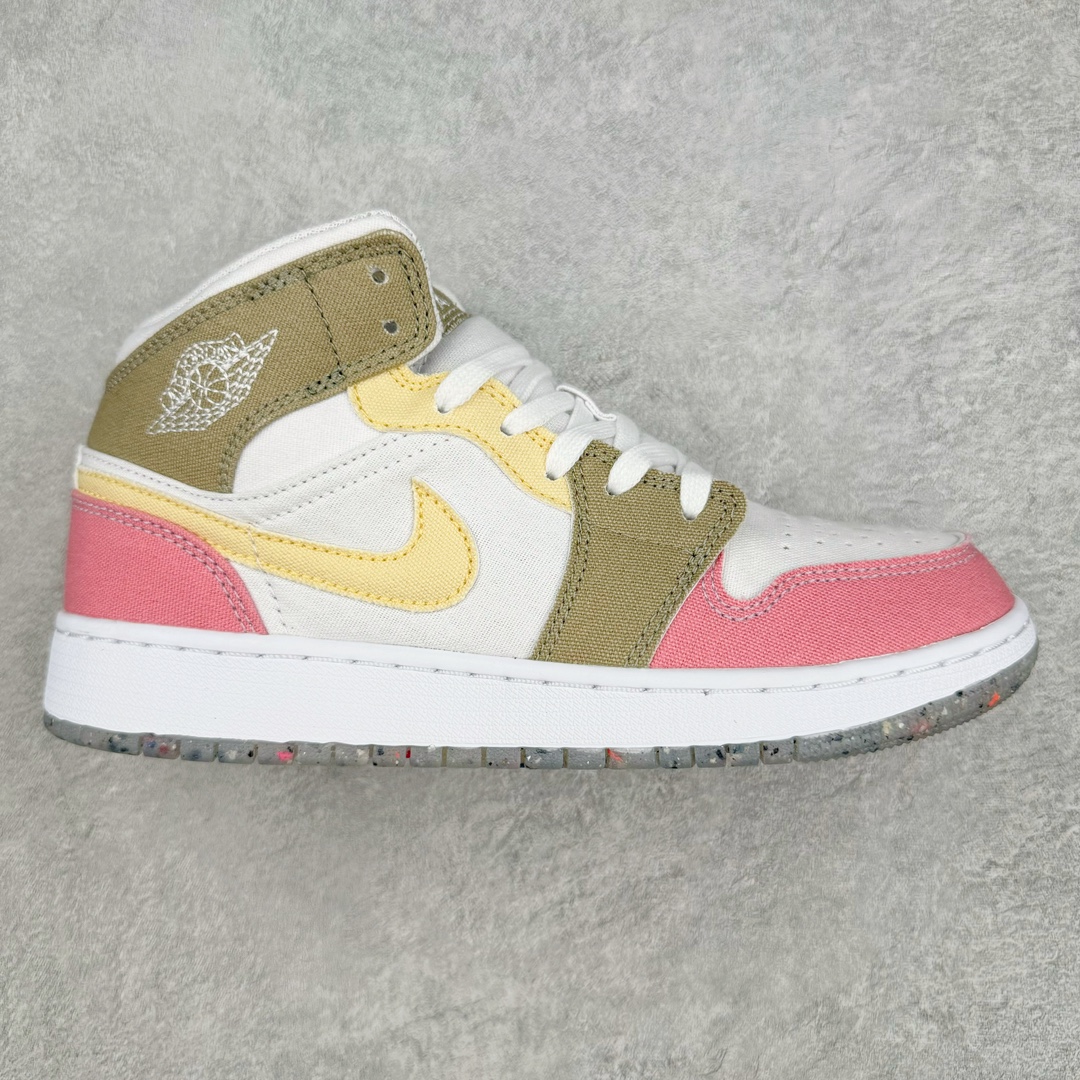 图片[10]-＃奥莱Zp订单福利 Air Jordan AJ1 Mid 中帮复古潮流百搭篮球鞋 独家渠道 市面未流通批次 奥莱直播间499 599一样的东西 碾压市面现存所有版本 公司一样的东西 超值回馈 帮你省钱 支持各种鉴定 Air Jordan 1 于1985年推出 是耐克第一双以乔丹名字命名的篮球鞋 正是这双鞋 开启了一个时代 其外形的灵感来自于在当年风靡一时的Air Force 1 同时降低中底厚度 減轻重量 增加贴地感 并采用了后掌Air Sole气垫 最经典的飞翼 Logo来自于当时的Nike创意总监 Peter Moore 作为一款革命性的球鞋 AirJordan 1曾因违反了当时联盟的统一着装规定而被巨额罚款 但这道禁令却也令Air Jordan 1火爆一时 遭到疯抢 并因此留下一段佳话 尺码：36 36.5 37.5 38 38.5 39 40 40.5 41 42 42.5 43 44 44.5 45-选品中心