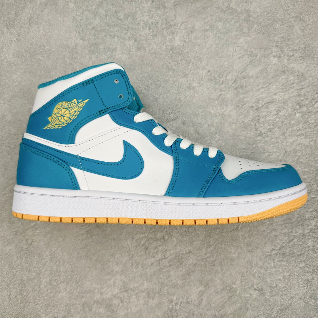 图片[4]-＃奥莱Zp订单福利 Air Jordan AJ1 Mid 中帮复古潮流百搭篮球鞋 独家渠道 市面未流通批次 奥莱直播间499 599一样的东西 碾压市面现存所有版本 公司一样的东西 超值回馈 帮你省钱 支持各种鉴定 Air Jordan 1 于1985年推出 是耐克第一双以乔丹名字命名的篮球鞋 正是这双鞋 开启了一个时代 其外形的灵感来自于在当年风靡一时的Air Force 1 同时降低中底厚度 減轻重量 增加贴地感 并采用了后掌Air Sole气垫 最经典的飞翼 Logo来自于当时的Nike创意总监 Peter Moore 作为一款革命性的球鞋 AirJordan 1曾因违反了当时联盟的统一着装规定而被巨额罚款 但这道禁令却也令Air Jordan 1火爆一时 遭到疯抢 并因此留下一段佳话 尺码：36 36.5 37.5 38 38.5 39 40 40.5 41 42 42.5 43 44 44.5 45-选品中心