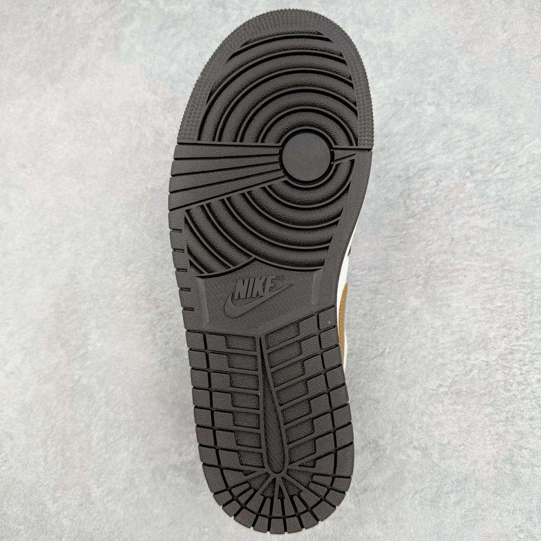 Air Jordan AJ1 Low DC0774-