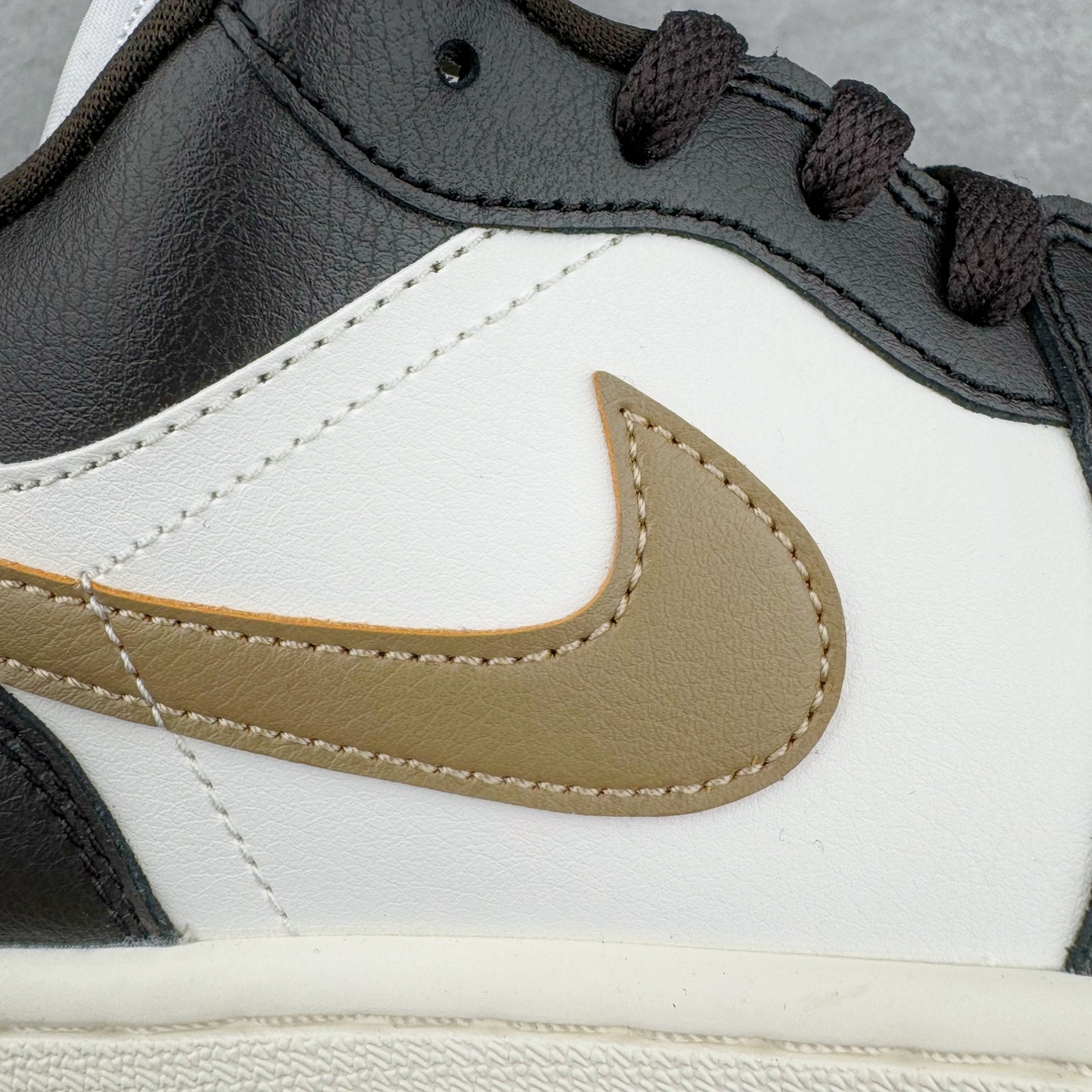 图片[16]-＃奥莱Zp订单福利 Air Jordan AJ1 Low 低帮复古潮流百搭篮球鞋 DC0774-200 独家渠道 市面未流通批次 奥莱直播间499 599一样的东西 碾压市面现存所有版本 公司一样的东西 超值回馈 帮你省钱 支持各种鉴定 Air Jordan 1 于1985年推出 是耐克第一双以乔丹名字命名的篮球鞋 正是这双鞋 开启了一个时代 其外形的灵感来自于在当年风靡一时的Air Force 1 同时降低中底厚度 減轻重量 增加贴地感 并采用了后掌Air Sole气垫 最经典的飞翼 Logo来自于当时的Nike创意总监 Peter Moore 作为一款革命性的球鞋 AirJordan 1曾因违反了当时联盟的统一着装规定而被巨额罚款 但这道禁令却也令Air Jordan 1火爆一时 遭到疯抢 并因此留下一段佳话 尺码：36 36.5 37.5 38 38.5 39 40 40.5 41 42 42.5 43 44 44.5-选品中心