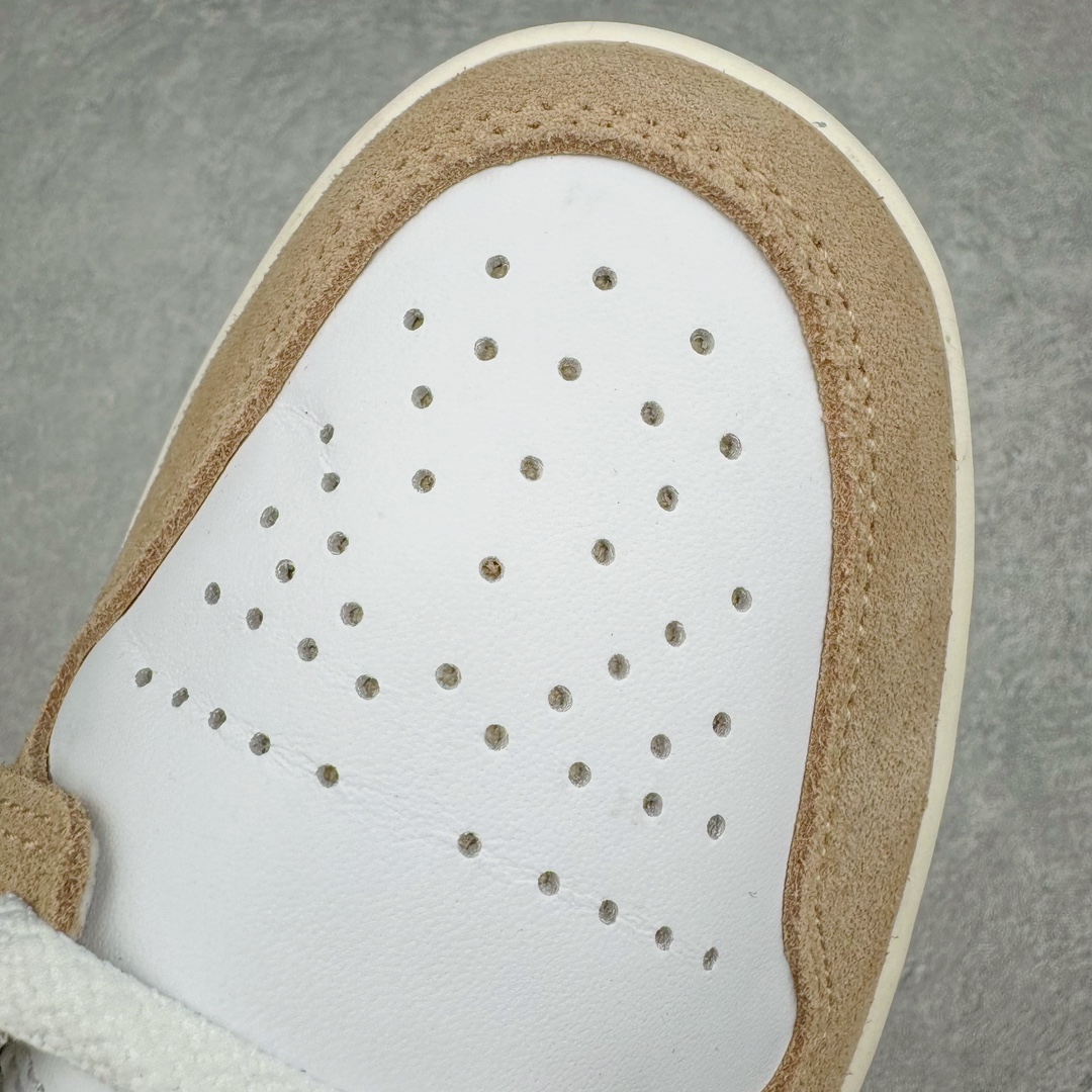 图片[18]-＃奥莱Zp订单福利 Air Jordan AJ1 Low 低帮复古潮流百搭篮球鞋 DZ4130-201 独家渠道 市面未流通批次 奥莱直播间499 599一样的东西 碾压市面现存所有版本 公司一样的东西 超值回馈 帮你省钱 支持各种鉴定 Air Jordan 1 于1985年推出 是耐克第一双以乔丹名字命名的篮球鞋 正是这双鞋 开启了一个时代 其外形的灵感来自于在当年风靡一时的Air Force 1 同时降低中底厚度 減轻重量 增加贴地感 并采用了后掌Air Sole气垫 最经典的飞翼 Logo来自于当时的Nike创意总监 Peter Moore 作为一款革命性的球鞋 AirJordan 1曾因违反了当时联盟的统一着装规定而被巨额罚款 但这道禁令却也令Air Jordan 1火爆一时 遭到疯抢 并因此留下一段佳话 尺码：40 40.5 41 42 42.5 43 44 44.5-选品中心