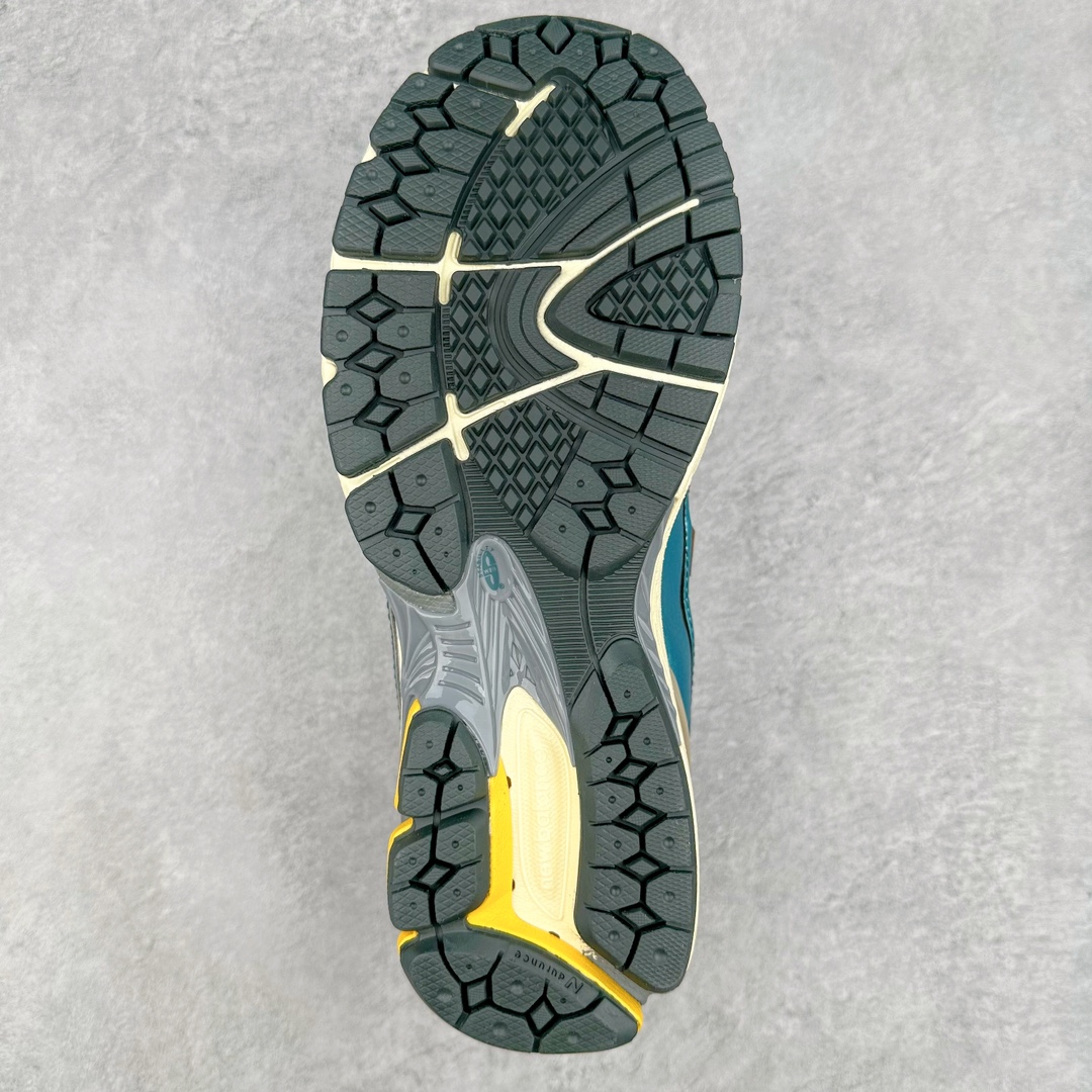 图片[9]-New Balance M1906R NB新百伦系列复古老爹风休闲运动慢跑鞋 采用轻质牛剖革拼接透气网眼衬垫织物鞋面材质 T-Beam大底提供足步弓支撑 保持步态稳定#后跟搭载外露缓震胶 鞋身整体以各种深浅不一的灰色覆盖 鞋头以淡蓝色调装饰，网眼衬垫通过不规律的色块实现做旧的美感 泛黄的鞋底更是进一步增添了复古气息 尺码：36 37 37.5 38 38.5 39.5 40 40.5 41.5 42 42.5 43 44 45-选品中心