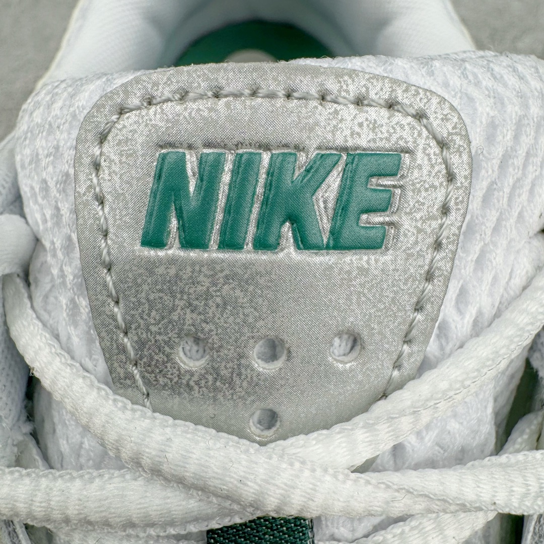 图片[15]-NK P-6000 系列低帮复古老爹风休闲运动舒适慢跑鞋 HF4308-072 融合 Pegasus 过往运动鞋设计 助力 21 世纪早期跑步运动跃升时尚新高度 采用透气网眼布、运动风格线条和耐穿覆面 兼具吸睛外观和舒适感受 中底泡绵以田径赛道为灵感 打造厚实设计 缔造出众缓震性能 尺码：36 36.5 37.5 38 38.5 39 40 40.5 41 42 42.5 43 44 44.5 45-选品中心