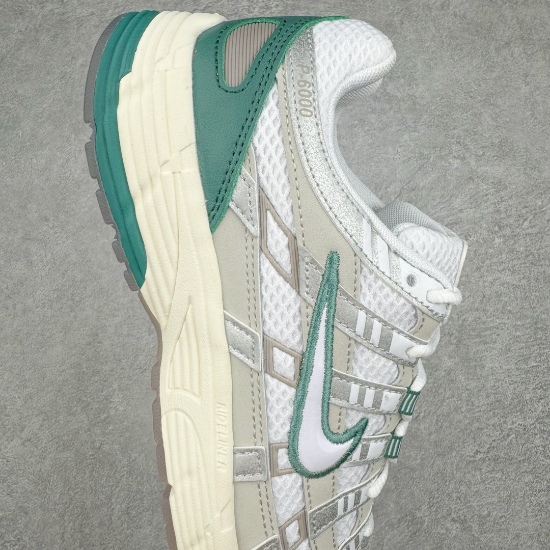 图片[6]-NK P-6000 系列低帮复古老爹风休闲运动舒适慢跑鞋 HF4308-072 融合 Pegasus 过往运动鞋设计 助力 21 世纪早期跑步运动跃升时尚新高度 采用透气网眼布、运动风格线条和耐穿覆面 兼具吸睛外观和舒适感受 中底泡绵以田径赛道为灵感 打造厚实设计 缔造出众缓震性能 尺码：36 36.5 37.5 38 38.5 39 40 40.5 41 42 42.5 43 44 44.5 45-选品中心