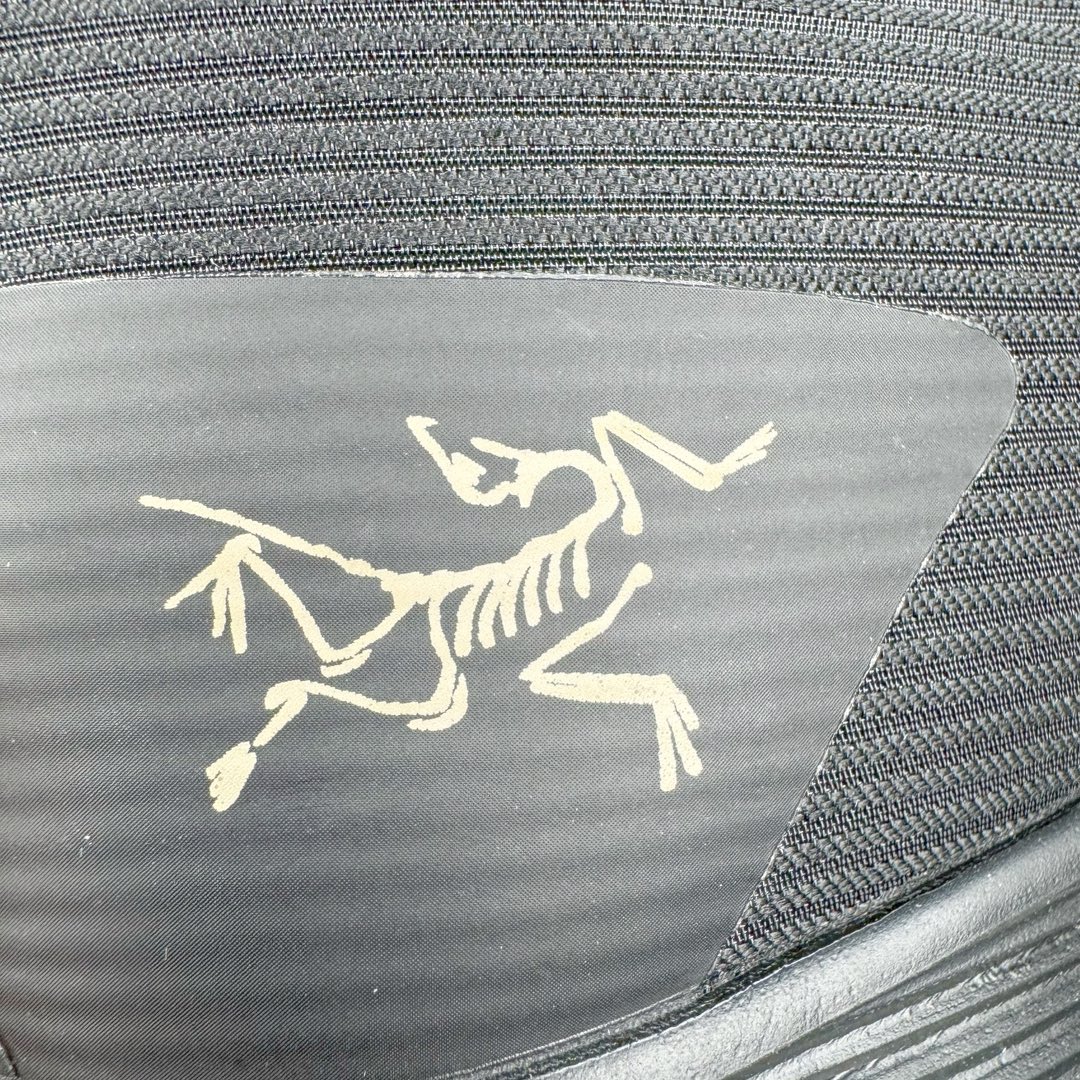 图片[13]-Arcteryx 始祖鸟系列长距离越野登山徒步户外运动跑鞋 独家原底面配置 全套原厂生产指令 内外盒标包装纸鞋带配件均同步公司 公司一样的东西 放心开冲 外贸 零售 裸鞋 渠道货 随意操作 承诺半个月内开胶直接换新 尺码：36 37 38 39 40 41 42 43 44 45-选品中心