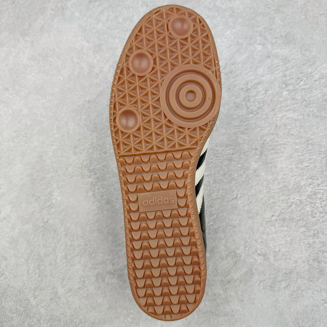 图片[9]-＃ZC总裁 JJJJound x AD Originals Samba Classic\\\”Studded Pack Black\\\”桑巴舞系列绅士德训足球风百搭低帮休闲运动板鞋 联名黑白 ID8707 好货不怕晚 原厂进口 \\\”Prime Asia\\\” 山羊皮（纹理自然）原厂台湾进口短绒猪巴革 全套原厂纸板冲刀加持 独家原档案私模RB橡胶大底 含胶量硬度原鞋一致 正确拉帮鞋垫背胶 原厂标裁支持鉴定 高密度丽新布中底 内置环保海玻璃鞋垫 全鞋电脑针车零偏差 产品品控稳定性领先行业 原厂港宝加持定型后跟R度完美 JJJJound x Originals联名鞋 作为合作企划里的金字招牌JJJJound 善于利用自己的极简美学挖掘品牌的全新风貌 本次 JJJJound 携手 Originals 选用大热鞋款 Samba 为蓝本 将鞋款的街头气质无痕转变为「静奢风」 鞋款肉眼可见的被赋予了难得的质感 黑白两色都采用了黄色优质皮革内衬以呼应生胶大底 取消了鞋舌的 Logo 转而采用压纹处理使得鞋款整体氛围更加静谧、奢华 同时为了彰显本次合作鞋款的身份 双方合作标识和 JJJJound Logo 被分别印在鞋口内侧和鞋垫上 尺码：36 36.5 37.5 38 38.5 39 40 40.5 41 42 42.5 43 44 44.5 45 46 46.5-选品中心