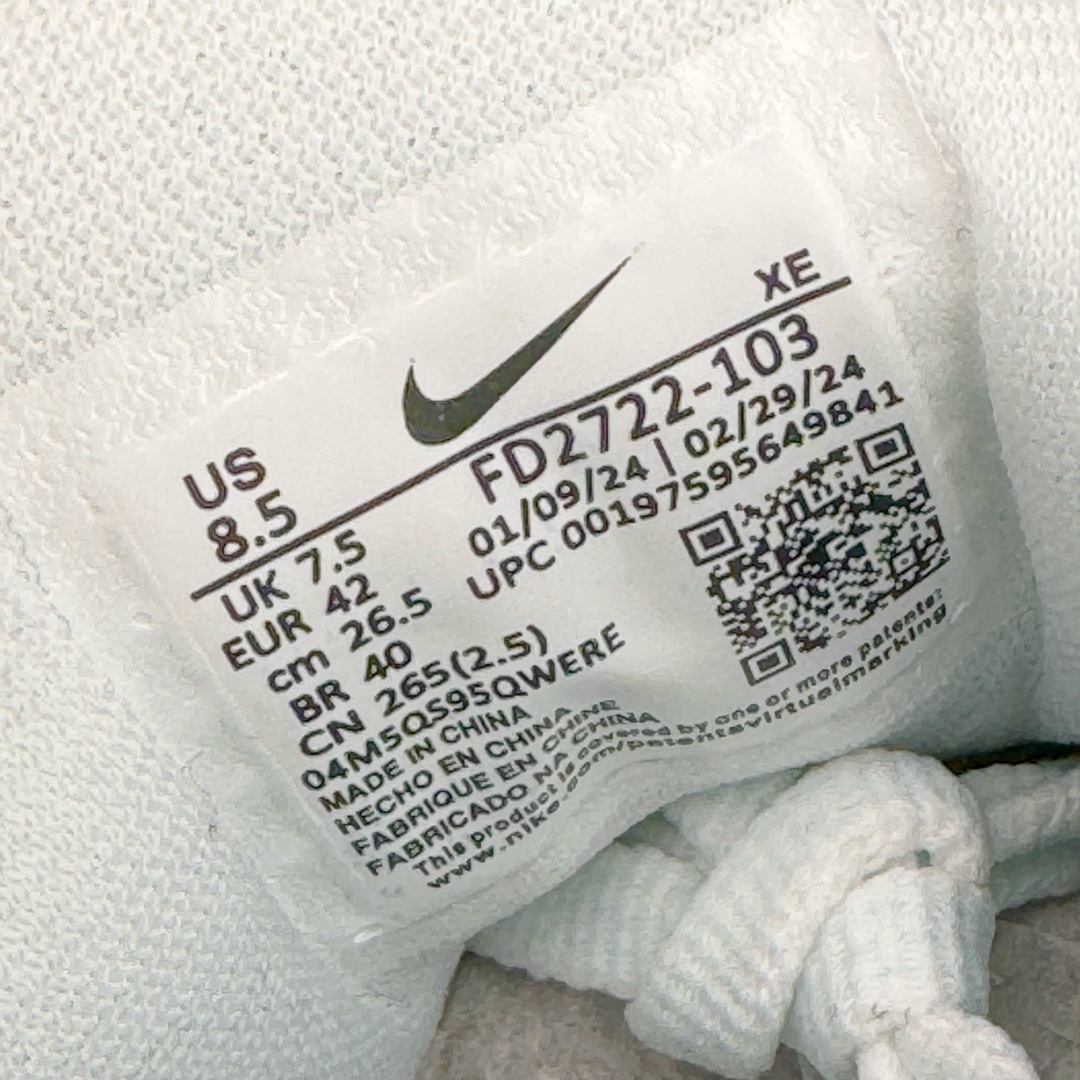 图片[12]-＃纯原 NK Zoom Pegasus 飞马41代马拉松系列网面透气缓震疾速跑鞋 FD2722-103 拥有 Zoom Air 一如既往的稳定感和流畅感 鞋面采用工程网眼设计 为特定高热区域营造出色透气性 进一步增加鞋面的穿孔数量 让足部能够快速散热 中足搭配 Flywire 飞线 在高速运动时营造舒适稳定的贴合感 内置Zoon气垫加持 动力十足 尺码：36 36.5 37.5 38 38.5 39 40 40.5 41 42 42.5 43 44 44.5 45-选品中心