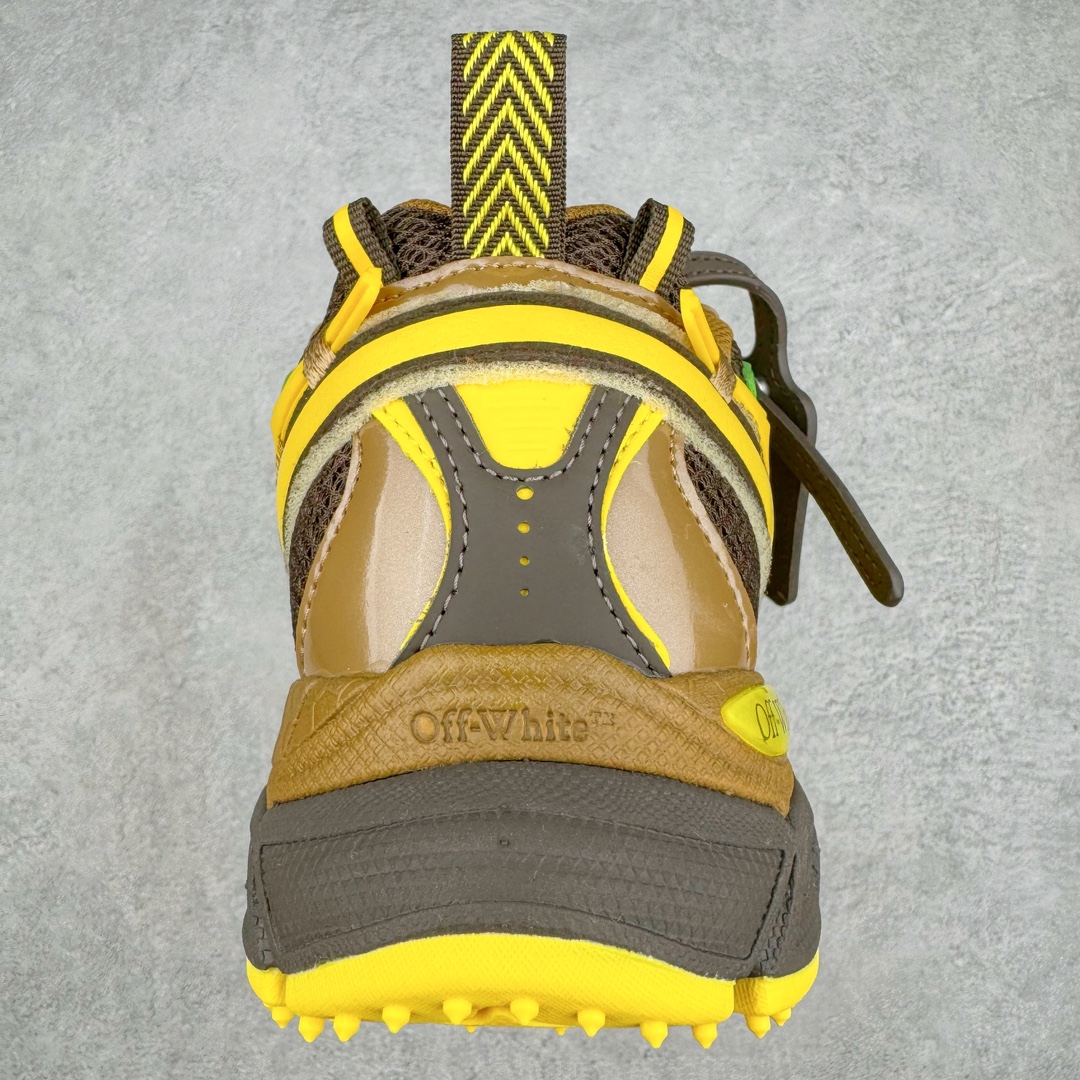 图片[8]-＃KX Off-White 2024年OW最新款跑鞋 #百分百原盒正确版 原楦原纸板数据开发 4层分离大底#鞋面采用3d立体打印和多种材料拼接而成#防滑耐磨透气性轻便跑鞋 作为曾经爆火 并且定位奢潮领域的标志性品牌 Off-White 仍需要不断更新符合当下潮流时尚的复古运动鞋款，以期收获基本盘消费者的关注 此次更新的 Off-White 新款运动鞋将经典复古老爹鞋细节设计更加夸张化 并将标志性箭头设计置于显著位置 除此之外 整个系列的色彩搭配也可谓纷繁多样 总有一款适合你 Off-White最新运动鞋款估计将在未来几个月登陆品牌专柜 喜欢的朋友切莫错过 尺码：36 37 38 39 40 41 42 43 44 45 46 47-选品中心