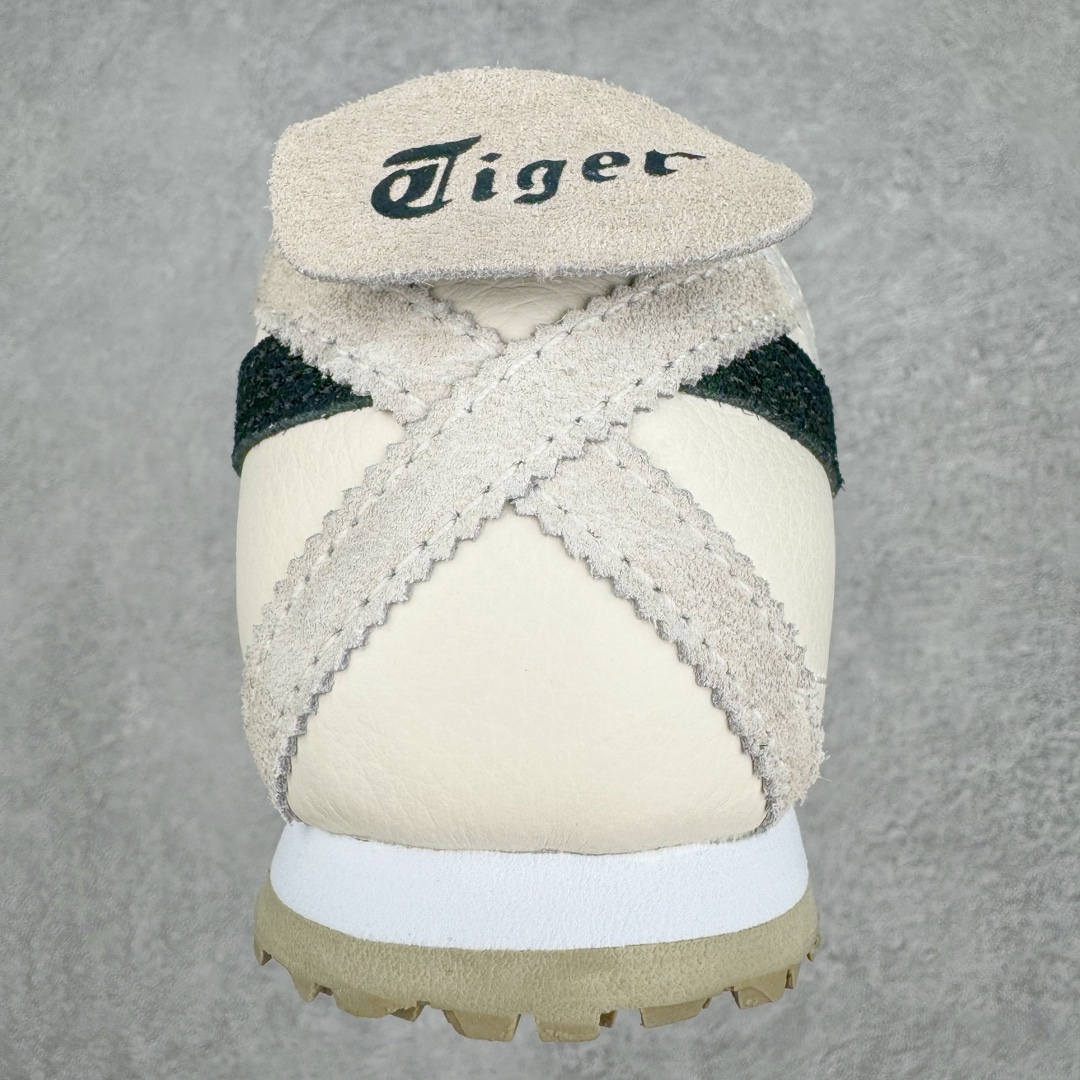 图片[8]-＃HK纯原 Asics Onitsuka Tiger MEXICO 66 亚瑟士鬼冢虎复古经典板鞋 市场最强版本 头层小羊皮加持 海外订单工厂出品 超成熟稳定的做工品控 原装全套纸板楦头开发 原汁原味 完美呈现版型 私模正确鞋底咬花纹路 一比一鞋头弧度高度鞋身弧度 绝不口嗨 细节品控鞋型随意秒杀市面 原档咬花纹路私模大底 一个单元有六个三角形 总体形拼接呈现花瓣状 官方四联吊牌 原装Ortholite轻量化鞋垫 原盒原配 质保卡 说明书 钢印防尘纸 纸板中底带钢印 乳胶组合鞋垫 支持全方位的对比专柜 产品从款式颜色造型上体现出追求舒适和细节的完美 鞋类更是推崇手工制作的严谨与完美 融舒适性与可穿性的设计风格 注重细节的完美和别致魅力 既保持稳重 又不失轻松的时尚感 尺码：36 37 37.5 38 39 39.5 40 40.5 41.5 42 42.5 43.5 44 45 46-选品中心