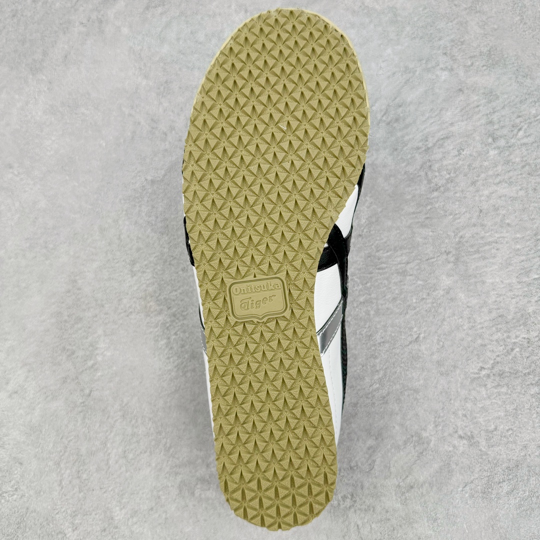 图片[9]-＃HK纯原 Asics Onitsuka Tiger MEXICO 66 亚瑟士鬼冢虎复古经典板鞋 市场最强版本 头层小羊皮加持 海外订单工厂出品 超成熟稳定的做工品控 原装全套纸板楦头开发 原汁原味 完美呈现版型 私模正确鞋底咬花纹路 一比一鞋头弧度高度鞋身弧度 绝不口嗨 细节品控鞋型随意秒杀市面 原档咬花纹路私模大底 一个单元有六个三角形 总体形拼接呈现花瓣状 官方四联吊牌 原装Ortholite轻量化鞋垫 原盒原配 质保卡 说明书 钢印防尘纸 纸板中底带钢印 乳胶组合鞋垫 支持全方位的对比专柜 产品从款式颜色造型上体现出追求舒适和细节的完美 鞋类更是推崇手工制作的严谨与完美 融舒适性与可穿性的设计风格 注重细节的完美和别致魅力 既保持稳重 又不失轻松的时尚感 尺码：36 37 37.5 38 39 39.5 40 40.5 41.5 42 42.5 43.5 44 45 46-选品中心
