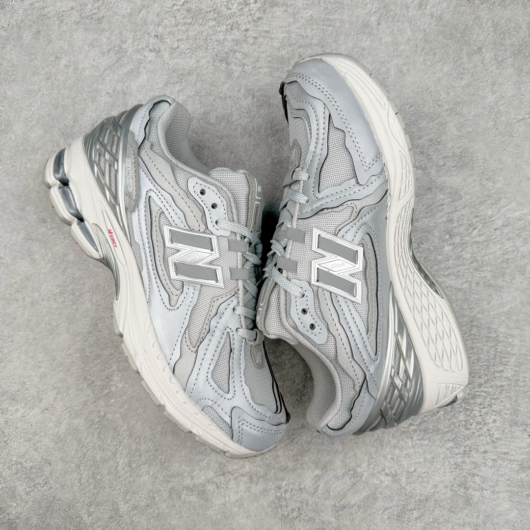 图片[3]-New Balance M1906R NB新百伦系列复古老爹风休闲运动慢跑鞋 采用轻质牛剖革拼接透气网眼衬垫织物鞋面材质 T-Beam大底提供足步弓支撑 保持步态稳定#后跟搭载外露缓震胶 鞋身整体以各种深浅不一的灰色覆盖 鞋头以淡蓝色调装饰，网眼衬垫通过不规律的色块实现做旧的美感 泛黄的鞋底更是进一步增添了复古气息 尺码：36 37 37.5 38 38.5 39.5 40 40.5 41.5 42 42.5 43 44 45-选品中心