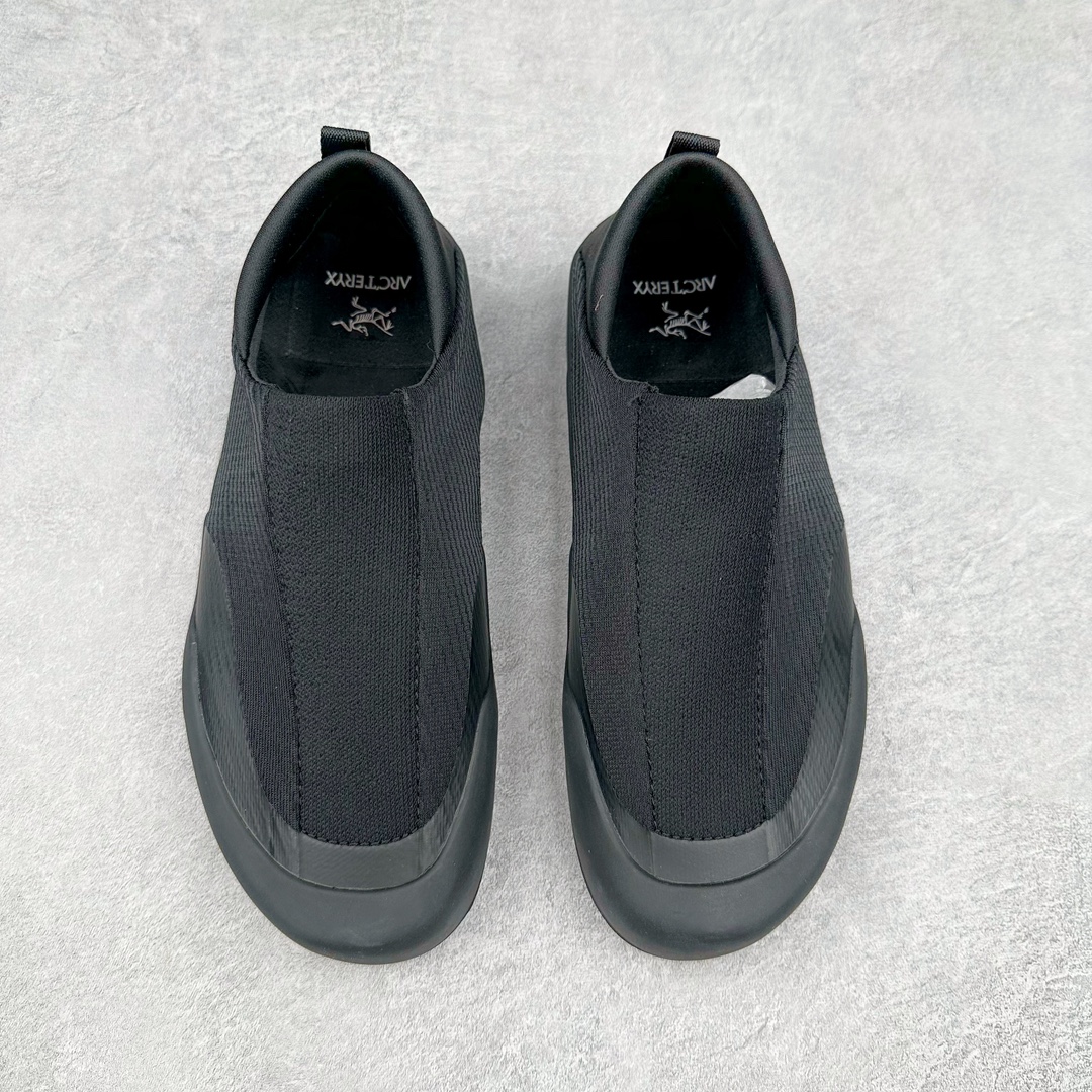 图片[2]-BORA Kragg Shoes 始祖鸟一脚蹬覆盖透气男越野跑鞋 官方同步上架适合技术路线单日徒步穿着也可以一脚蹬穿法 aeriosflgtx鞋受到长途野外跑步鞋的启发 适合在变化的地形上进行快速轻快的徒步旅行穿着 舒适而有支撑性 使您充满信心 该设计与脚部融为一体 可最大限度地减少摩擦 gore-tex保护膜网砂 采用gore隐形适体(invisiblefit)技术 更轻薄舒适 敏捷、稳定和技术路线上的自信源于vibram® megagrip外底、压缩eva内底以及一体的tpu 尺码：36-44-选品中心