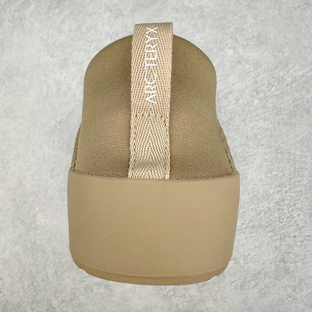 图片[8]-BORA Kragg Shoes 始祖鸟一脚蹬覆盖透气男越野跑鞋 官方同步上架适合技术路线单日徒步穿着也可以一脚蹬穿法 aeriosflgtx鞋受到长途野外跑步鞋的启发 适合在变化的地形上进行快速轻快的徒步旅行穿着 舒适而有支撑性 使您充满信心 该设计与脚部融为一体 可最大限度地减少摩擦 gore-tex保护膜网砂 采用gore隐形适体(invisiblefit)技术 更轻薄舒适 敏捷、稳定和技术路线上的自信源于vibram® megagrip外底、压缩eva内底以及一体的tpu 尺码：36-44-选品中心