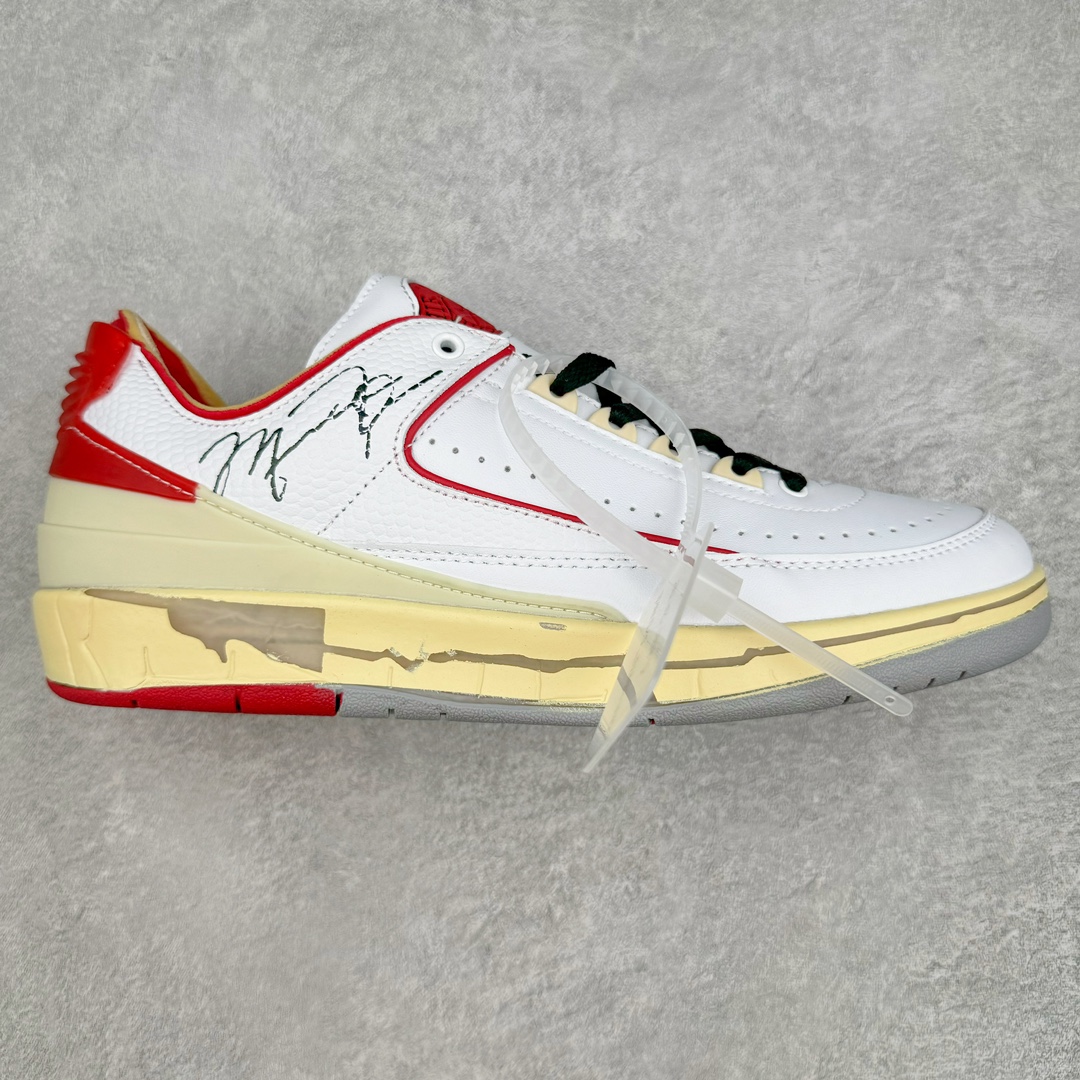 Off-White x Air Jordan AJ2 Low SP 芝加哥配色联名款篮球鞋 货号DJ4375-106 鞋款鞋身上使用 OW 联名经典解构防盗扣等元素这双鞋还开创性的使用了透明材质来打造成中底粉化的效果相信即便是 OG 鞋头也会被这样的设计打动 尺码：36 36.5 37.5 38 38.5 39 40 40.5 41 42 42.5 43 44 44.5 45 46 47.5-选品中心