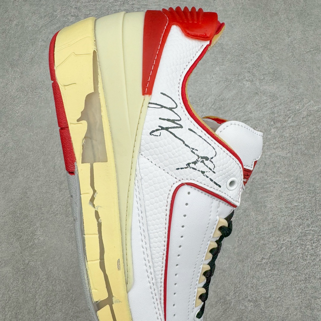 图片[6]-Off-White x Air Jordan AJ2 Low SP 芝加哥配色联名款篮球鞋 货号DJ4375-106 鞋款鞋身上使用 OW 联名经典解构防盗扣等元素这双鞋还开创性的使用了透明材质来打造成中底粉化的效果相信即便是 OG 鞋头也会被这样的设计打动 尺码：36 36.5 37.5 38 38.5 39 40 40.5 41 42 42.5 43 44 44.5 45 46 47.5-选品中心